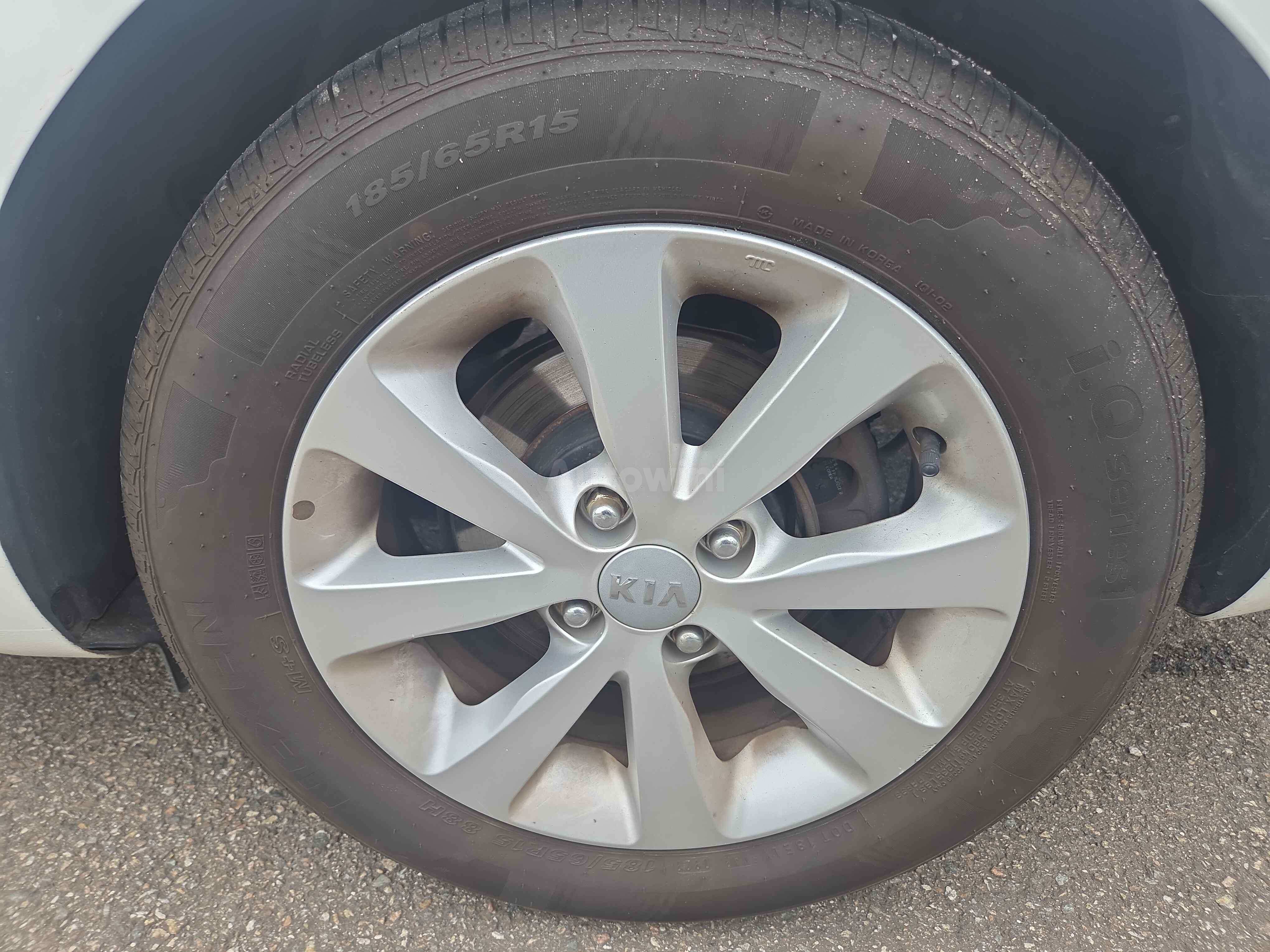 2013 KIA PRIDE VIN: KNADM412BDS167954