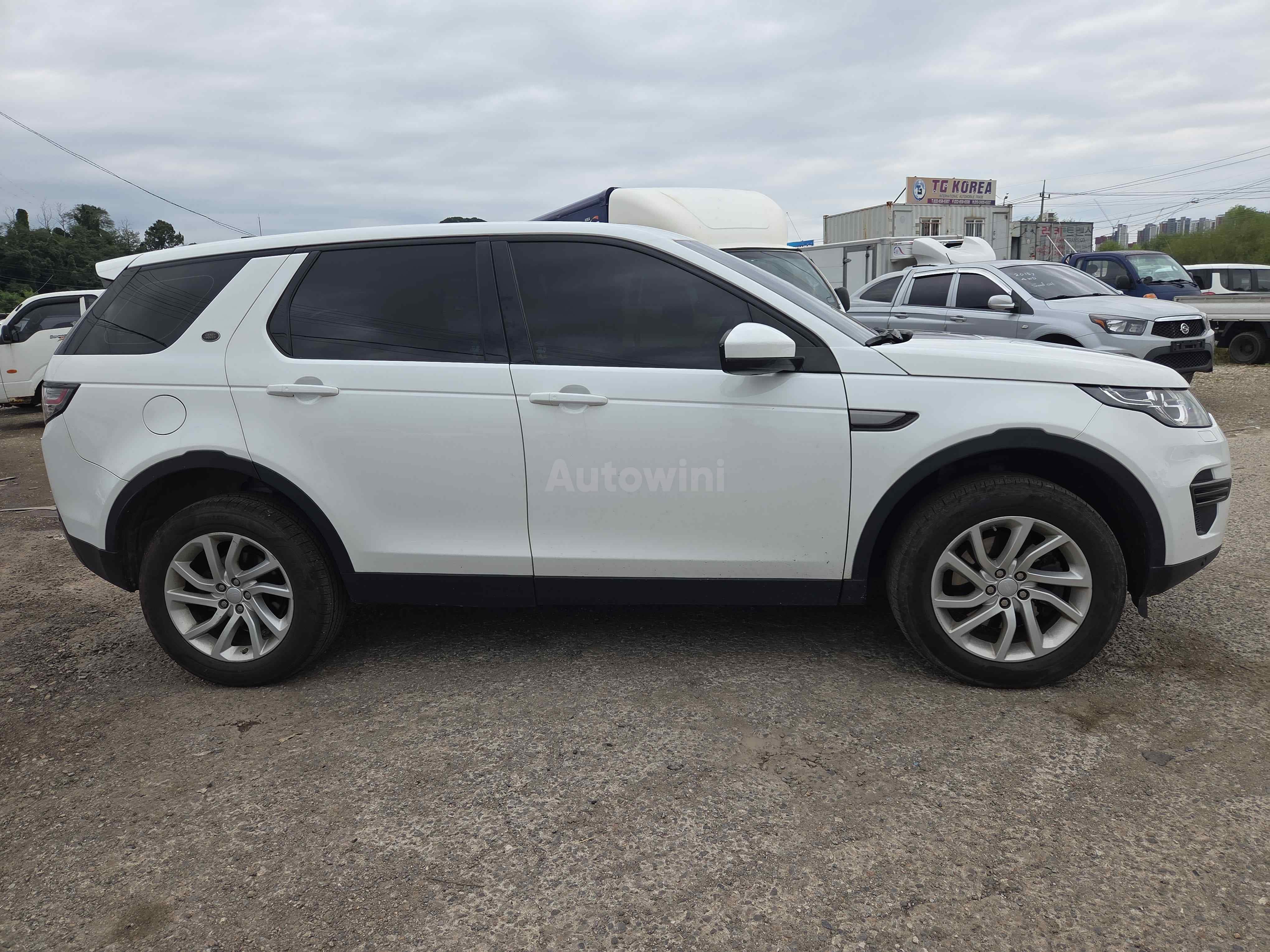 2017 LAND ROVER DISCOVERY SPORT VIN: SALCA2BN3HH707601