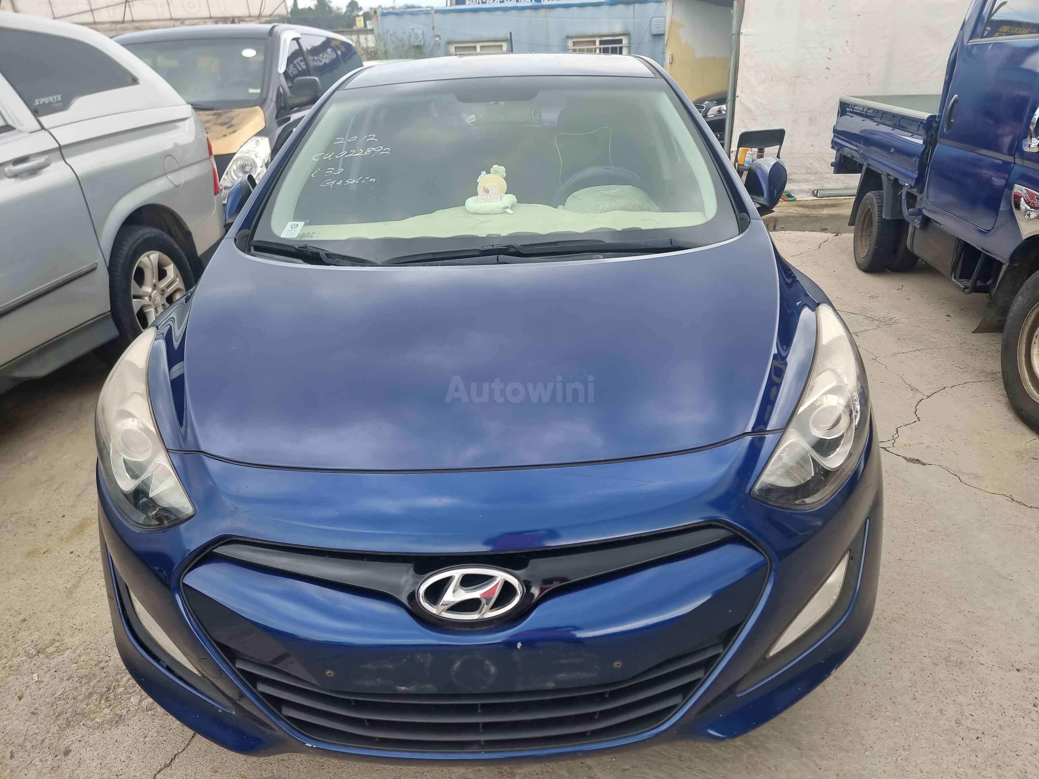2012 HYUNDAI I30 VIN: KMHD251CBCU022892