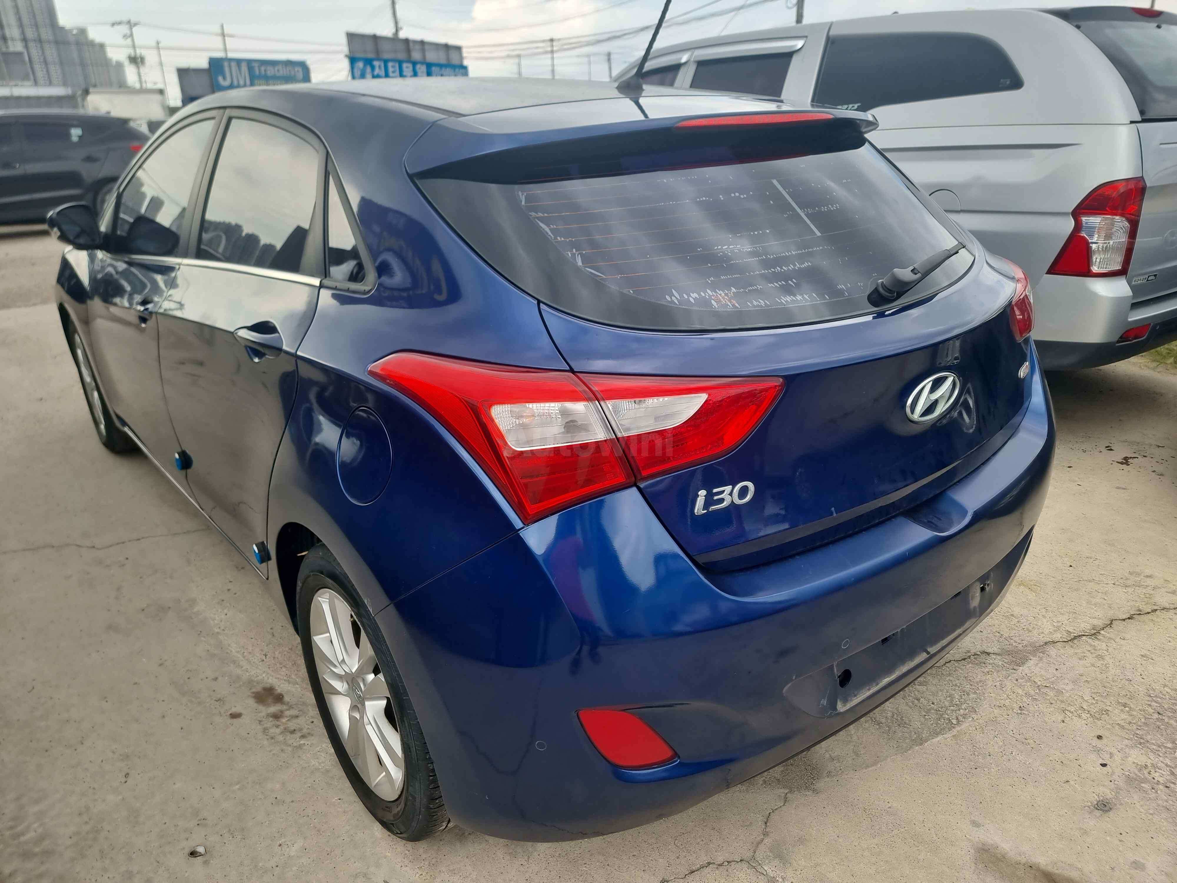 2012 HYUNDAI I30 VIN: KMHD251CBCU022892