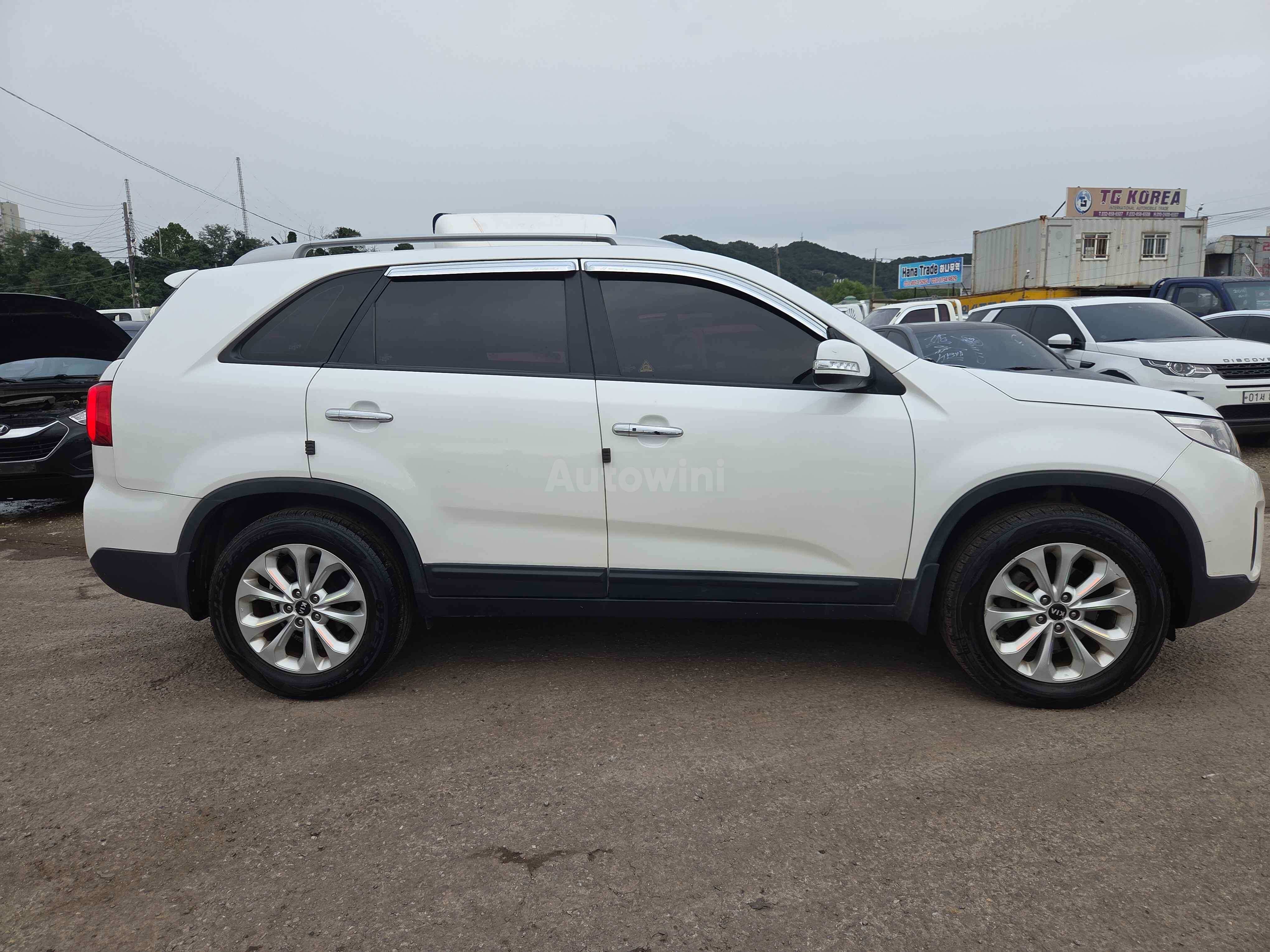 2013 KIA SORENTO VIN: KNAKX815BDA398067