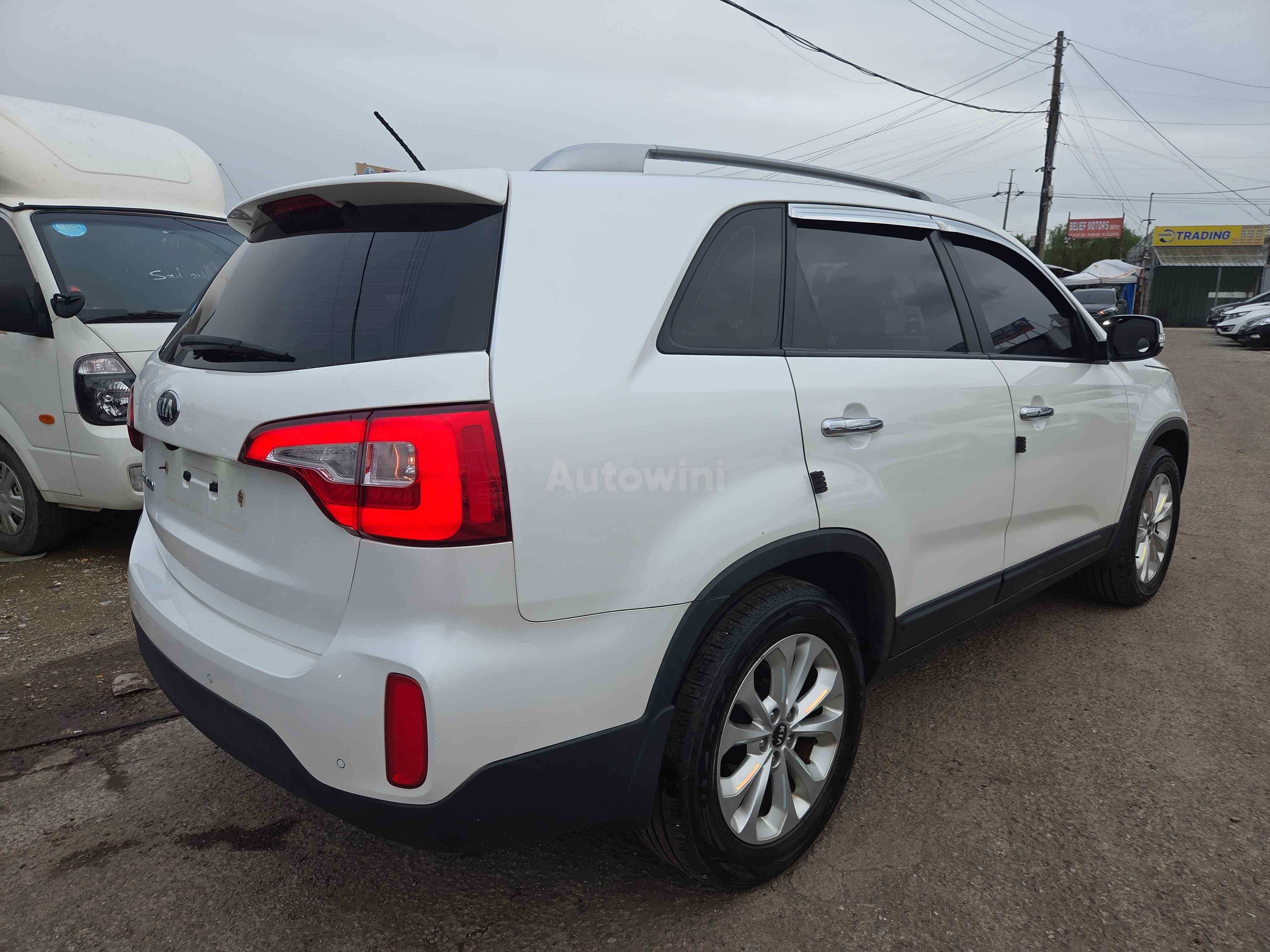 2013 KIA SORENTO VIN: KNAKX815BDA398067