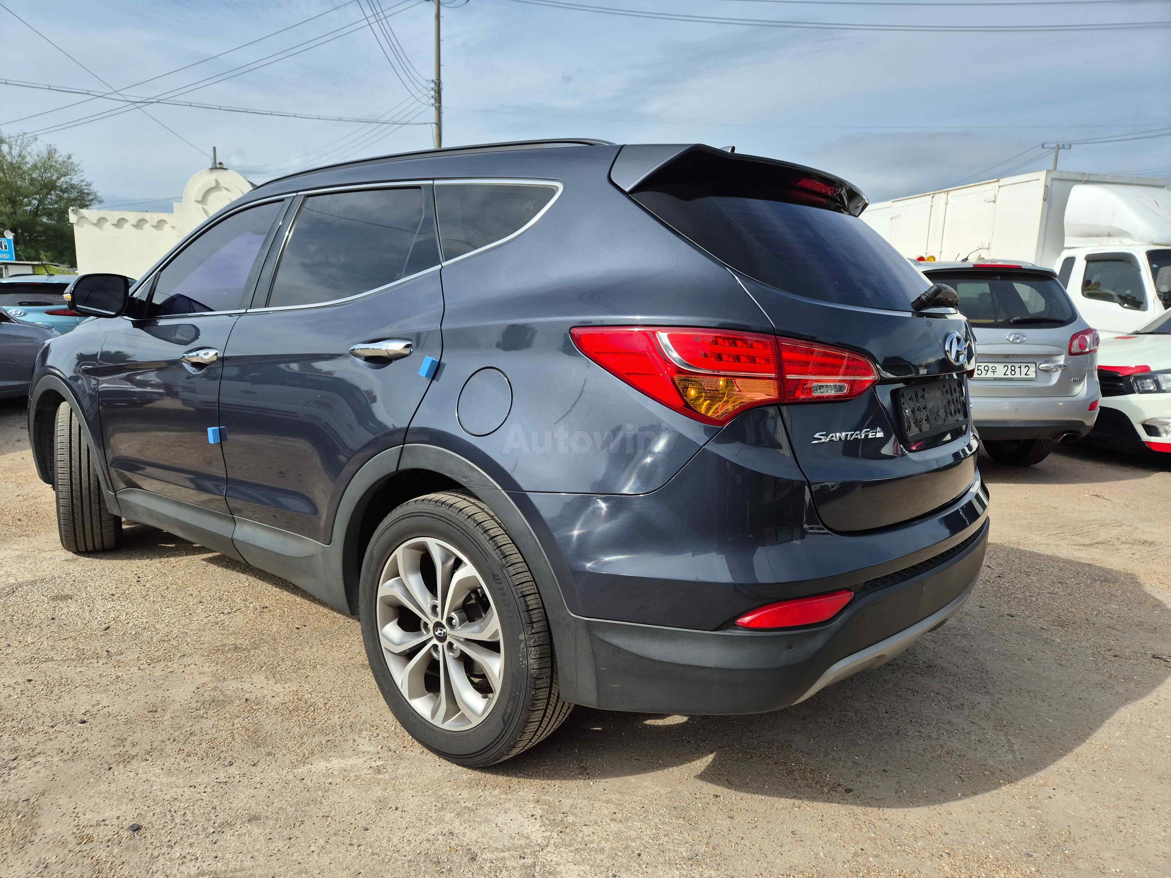 2015 HYUNDAI SANTAFE VIN: KMHSW81UBFU423253