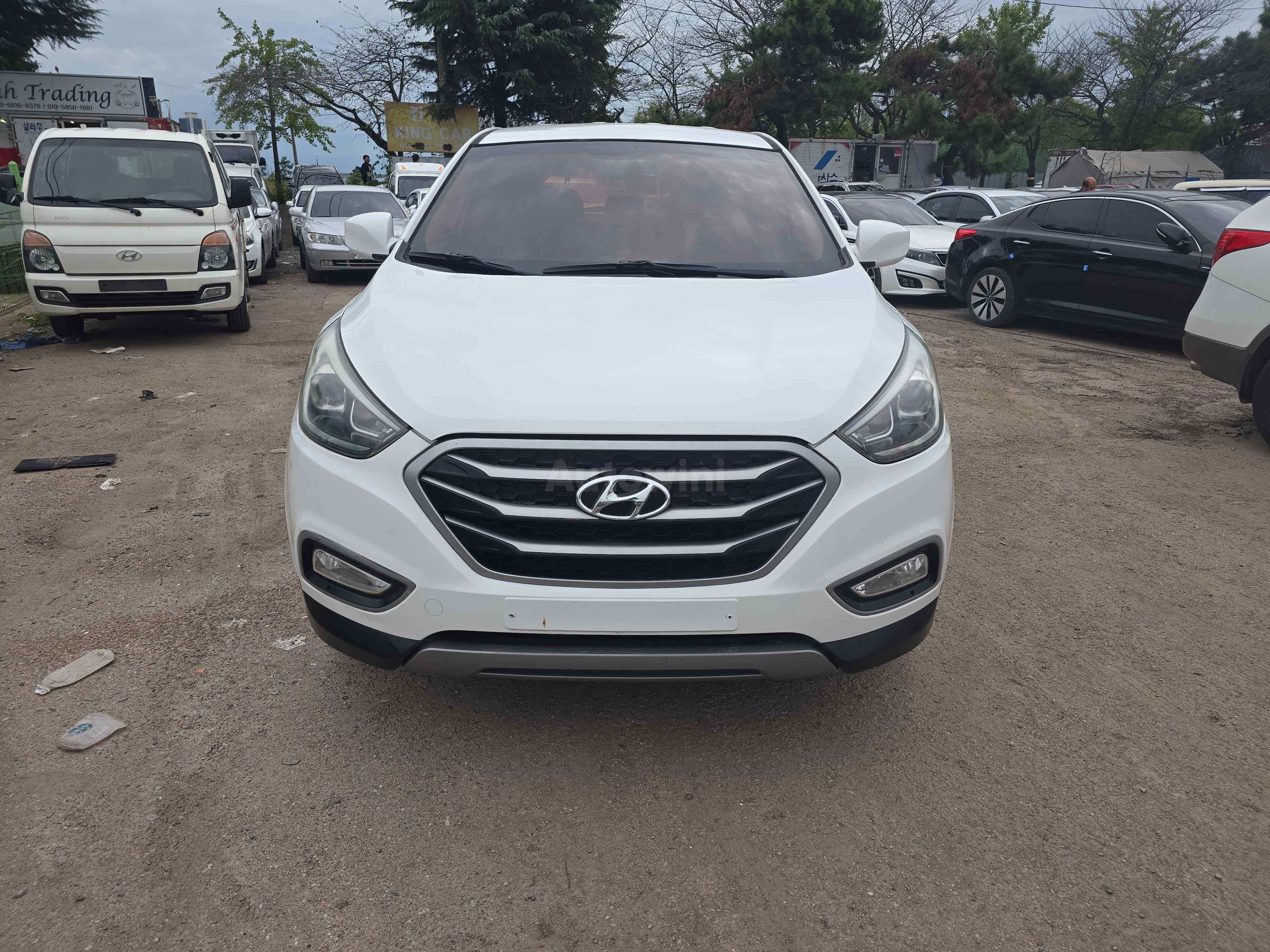 2014 HYUNDAI TUCSON VIN: KMHJT81VBEU780768