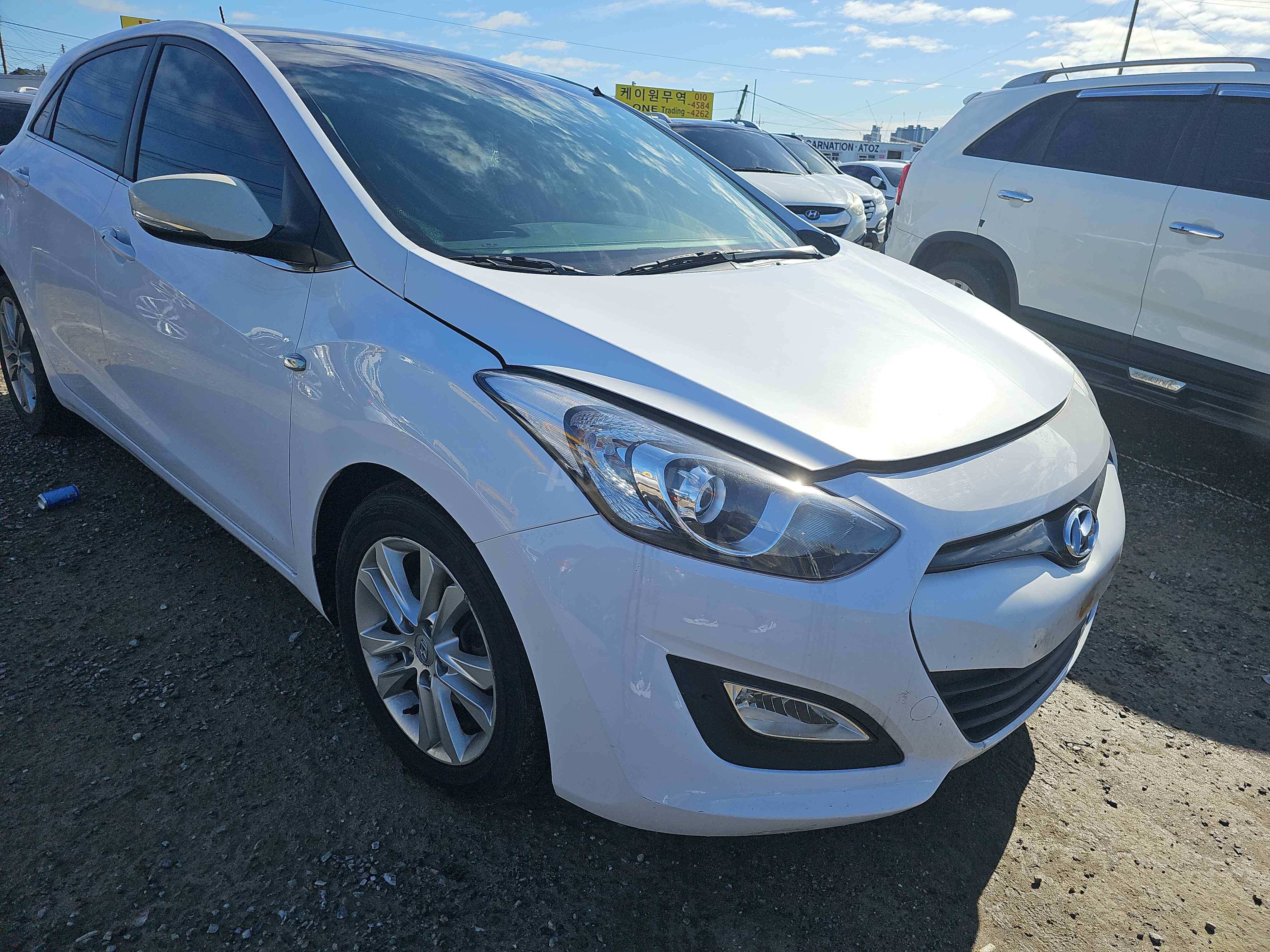 2014 HYUNDAI I30 VIN: KMHD251UBEU118477