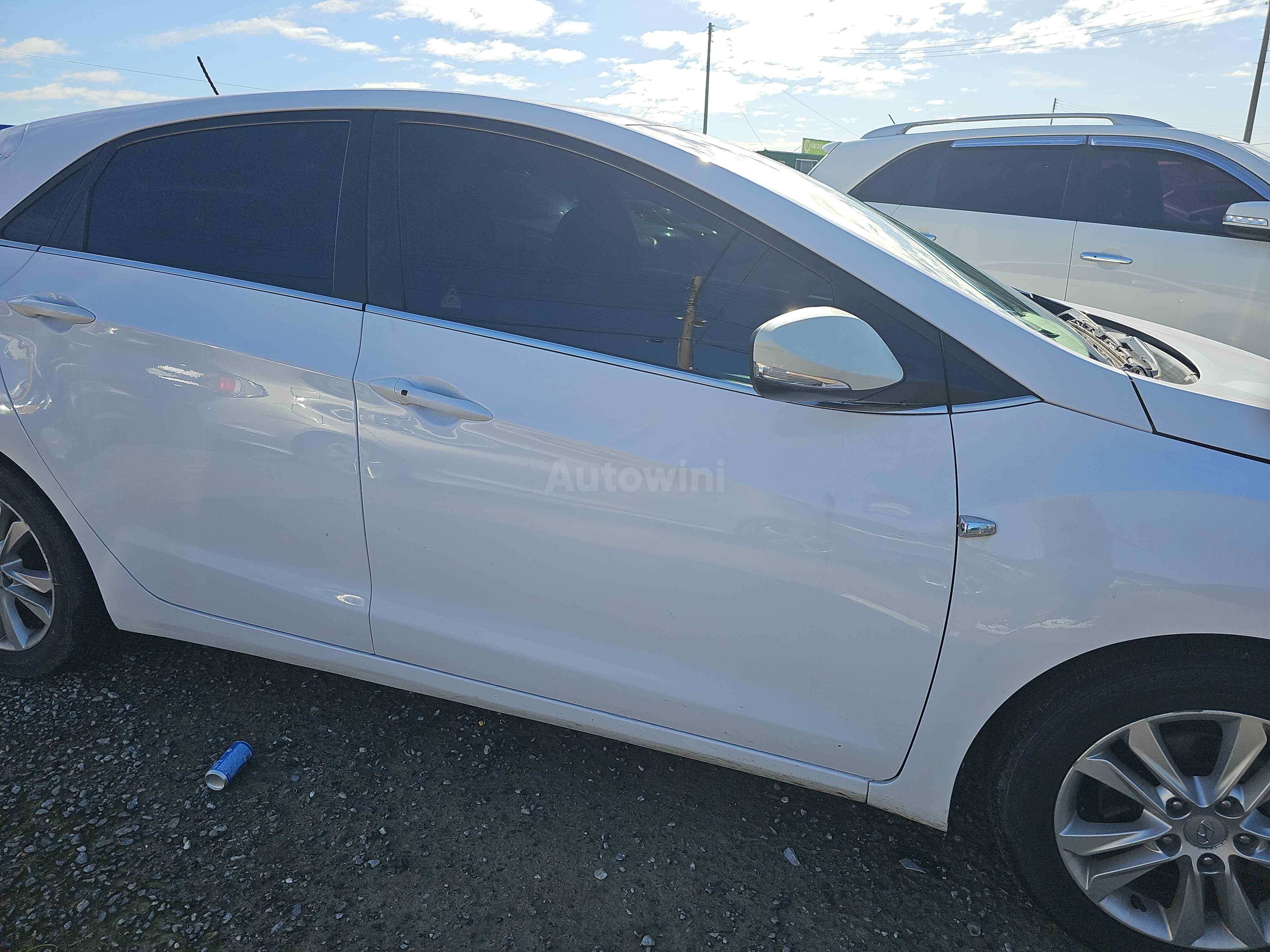 2014 HYUNDAI I30 VIN: KMHD251UBEU118477