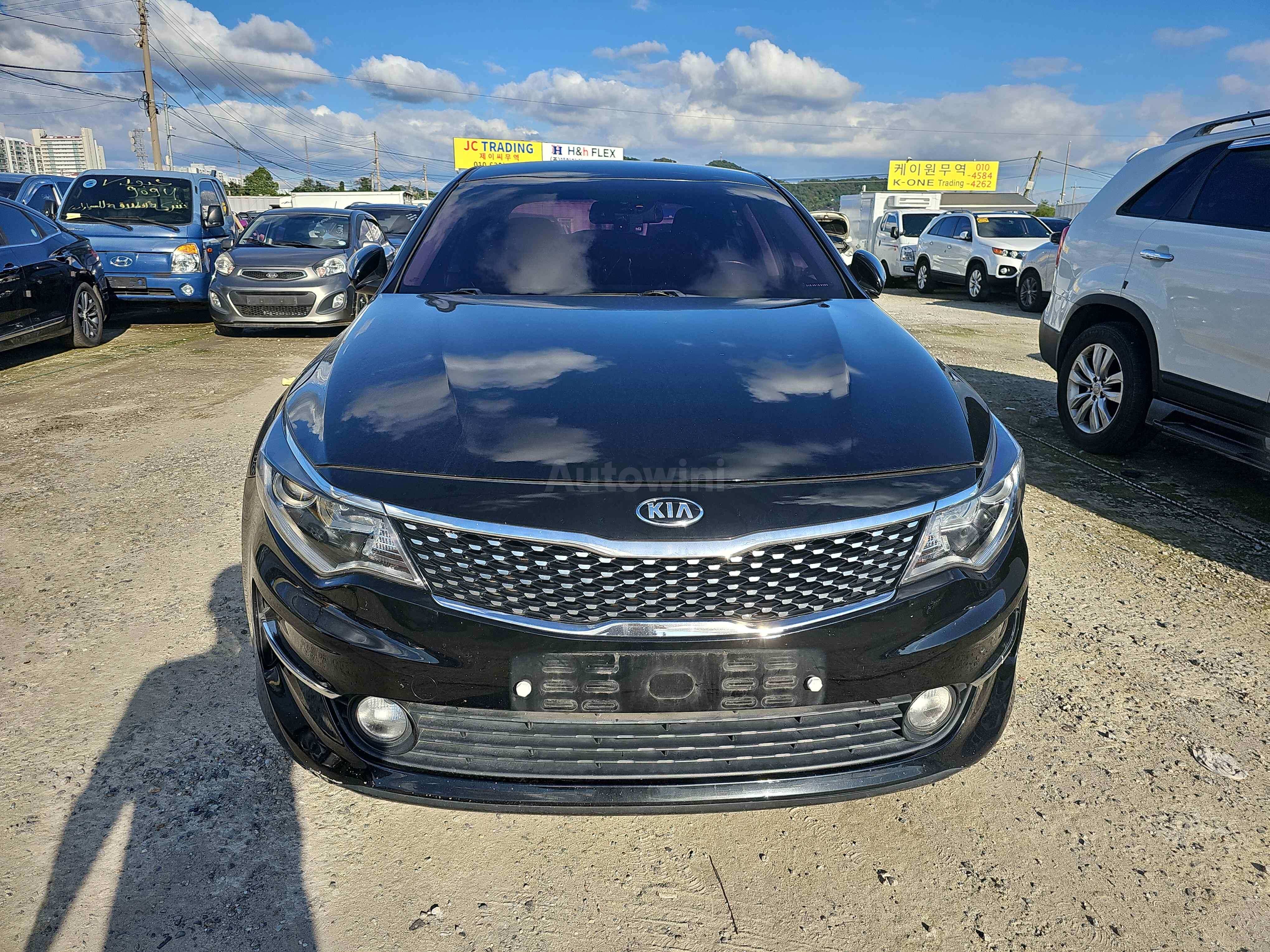 2017 KIA K5 VIN: KNAGS416BHA136542