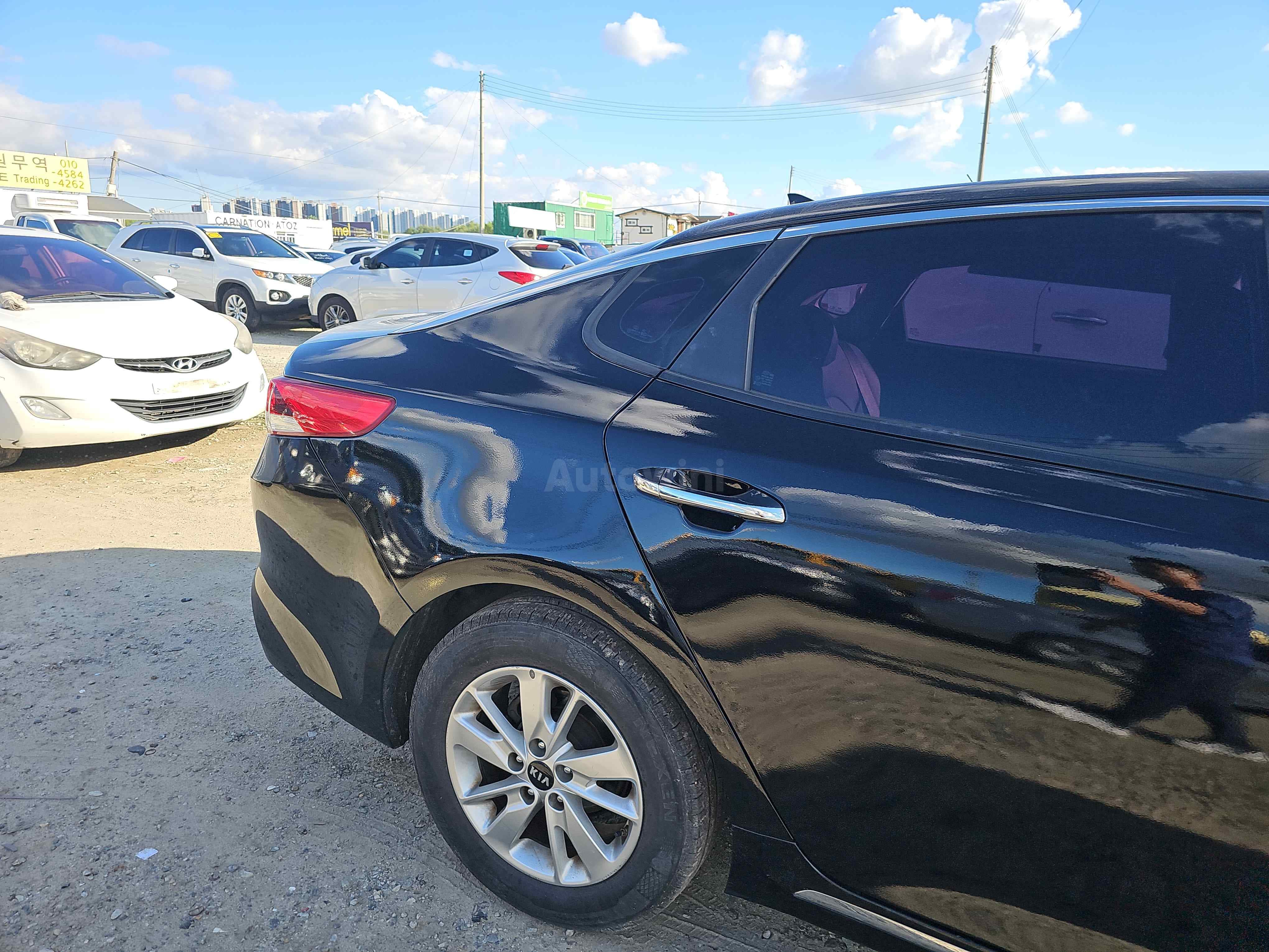 2017 KIA K5 VIN: KNAGS416BHA136542