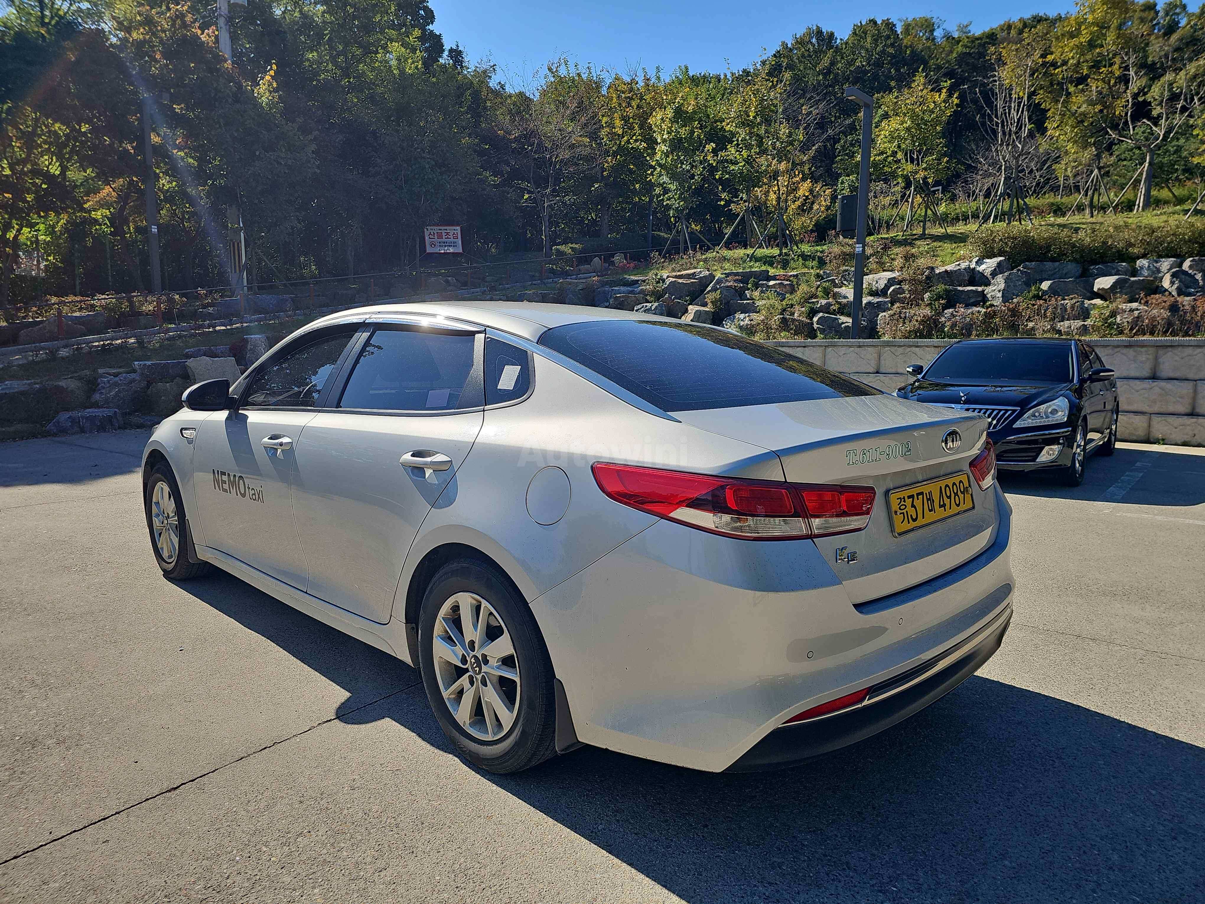 2018 KIA K5 VIN: KNAGU416BJA188780