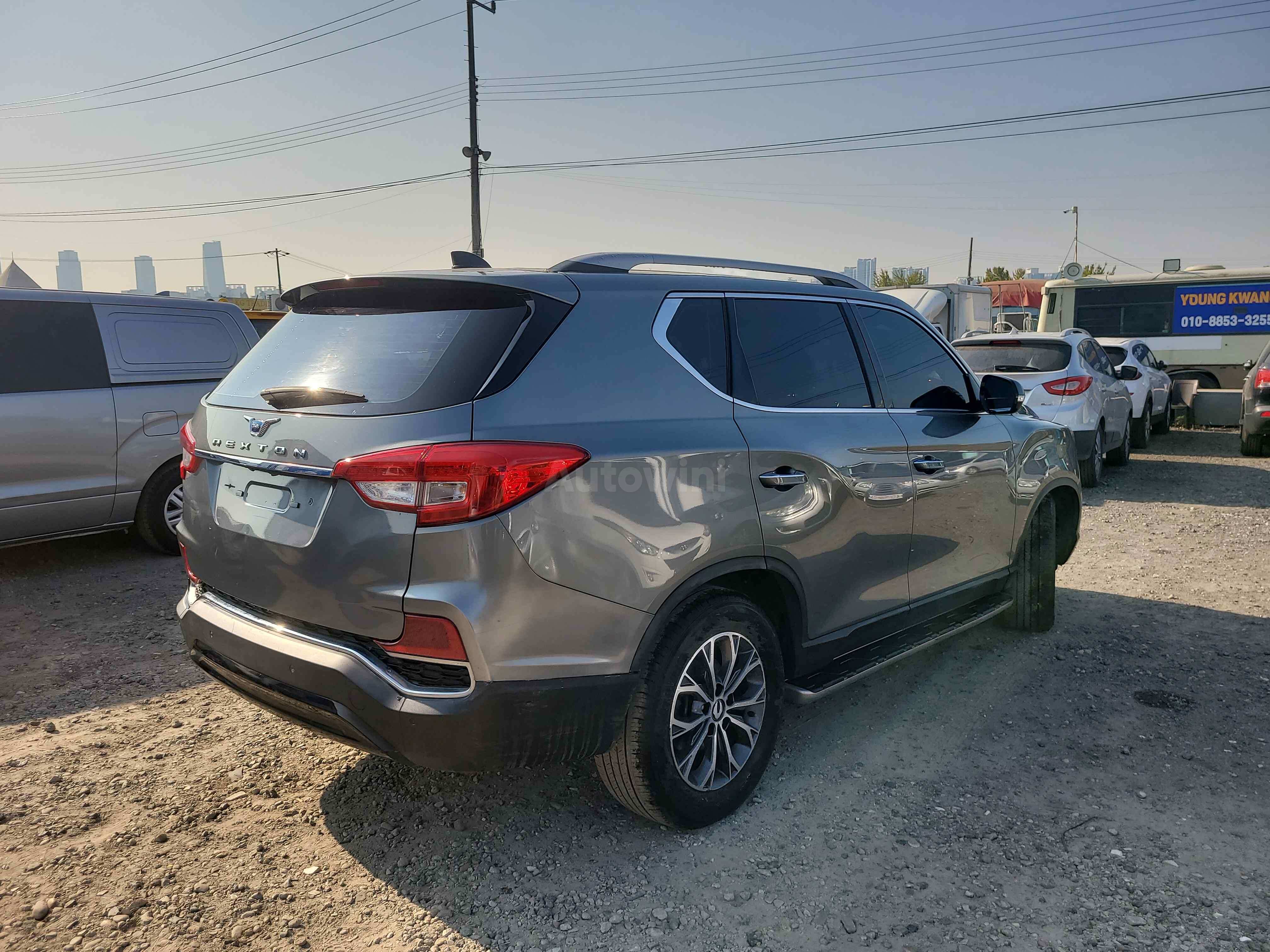 2019 KGM (SSANGYONG) REXTON VIN: KPBGA2AE1KP035179