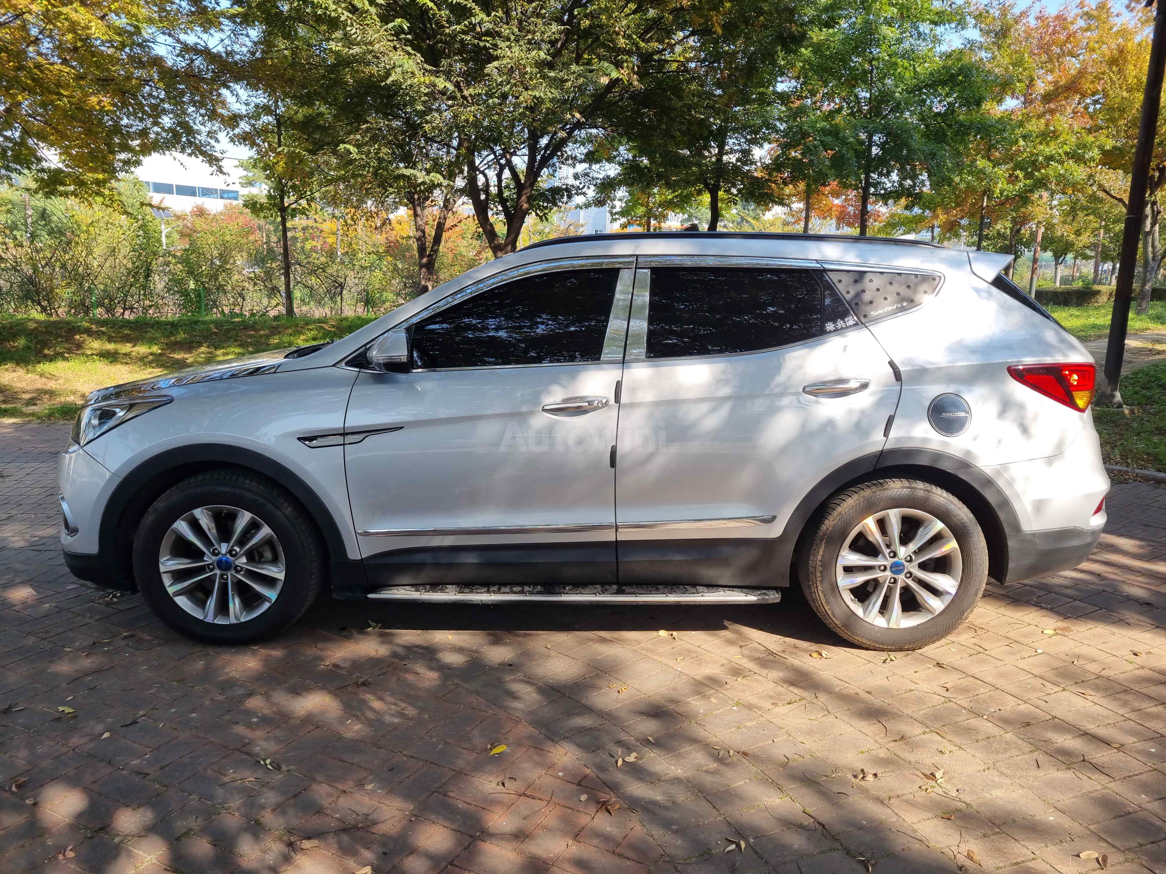2016 HYUNDAI SANTAFE VIN: KMHSW81UDGU670874