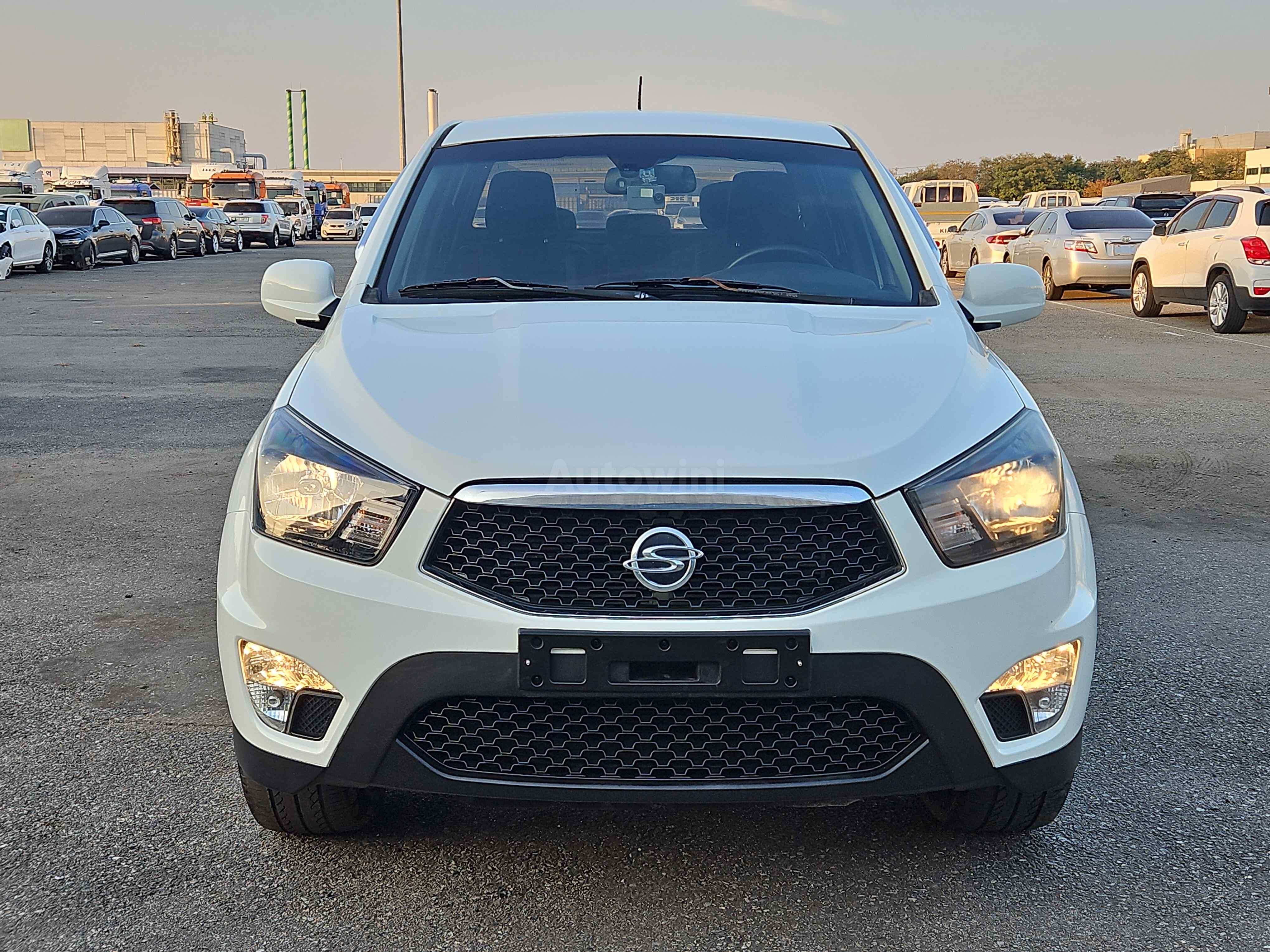 2016 KGM (SSANGYONG) KORANDO VIN: KPACA4AN1GP258176