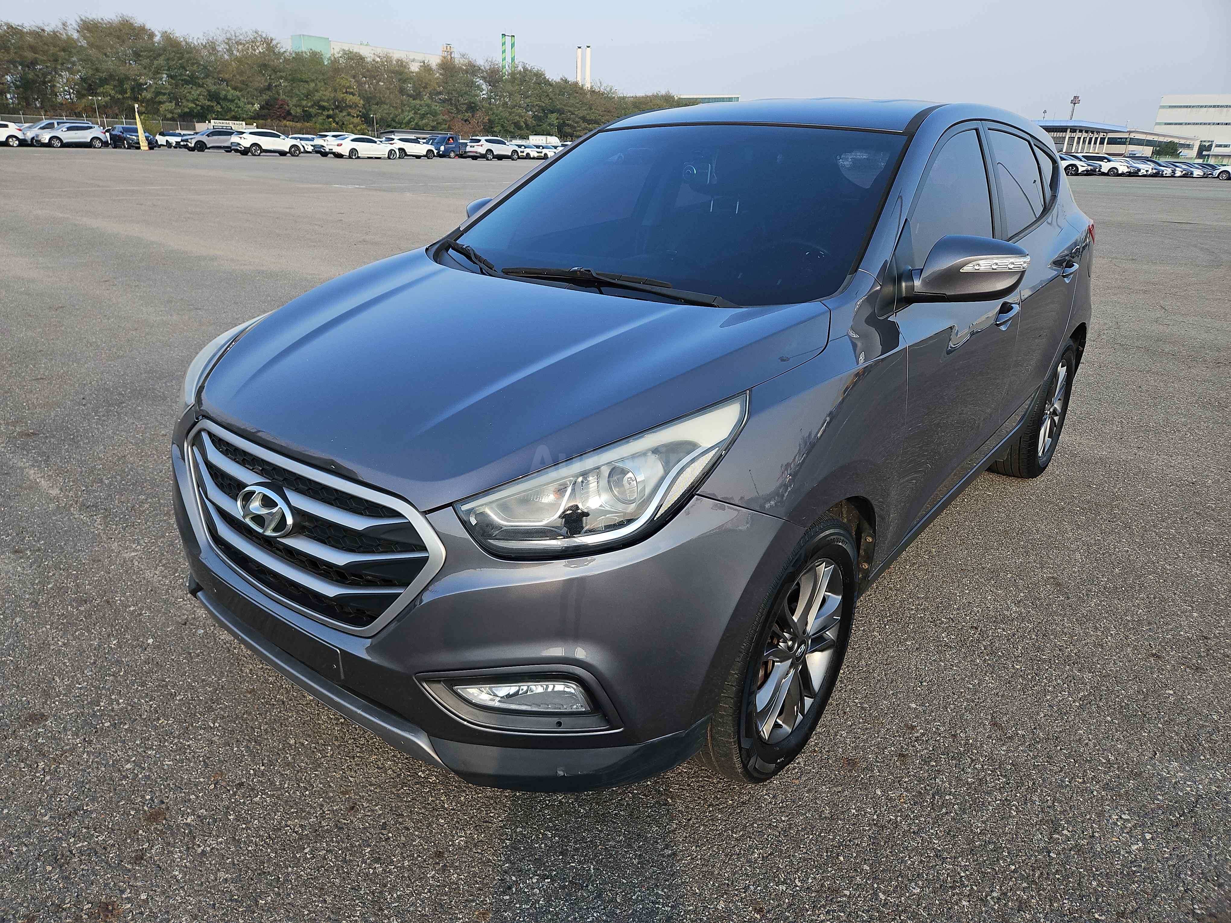 2014 HYUNDAI TUCSON VIN: KMHJT81VBEU765059