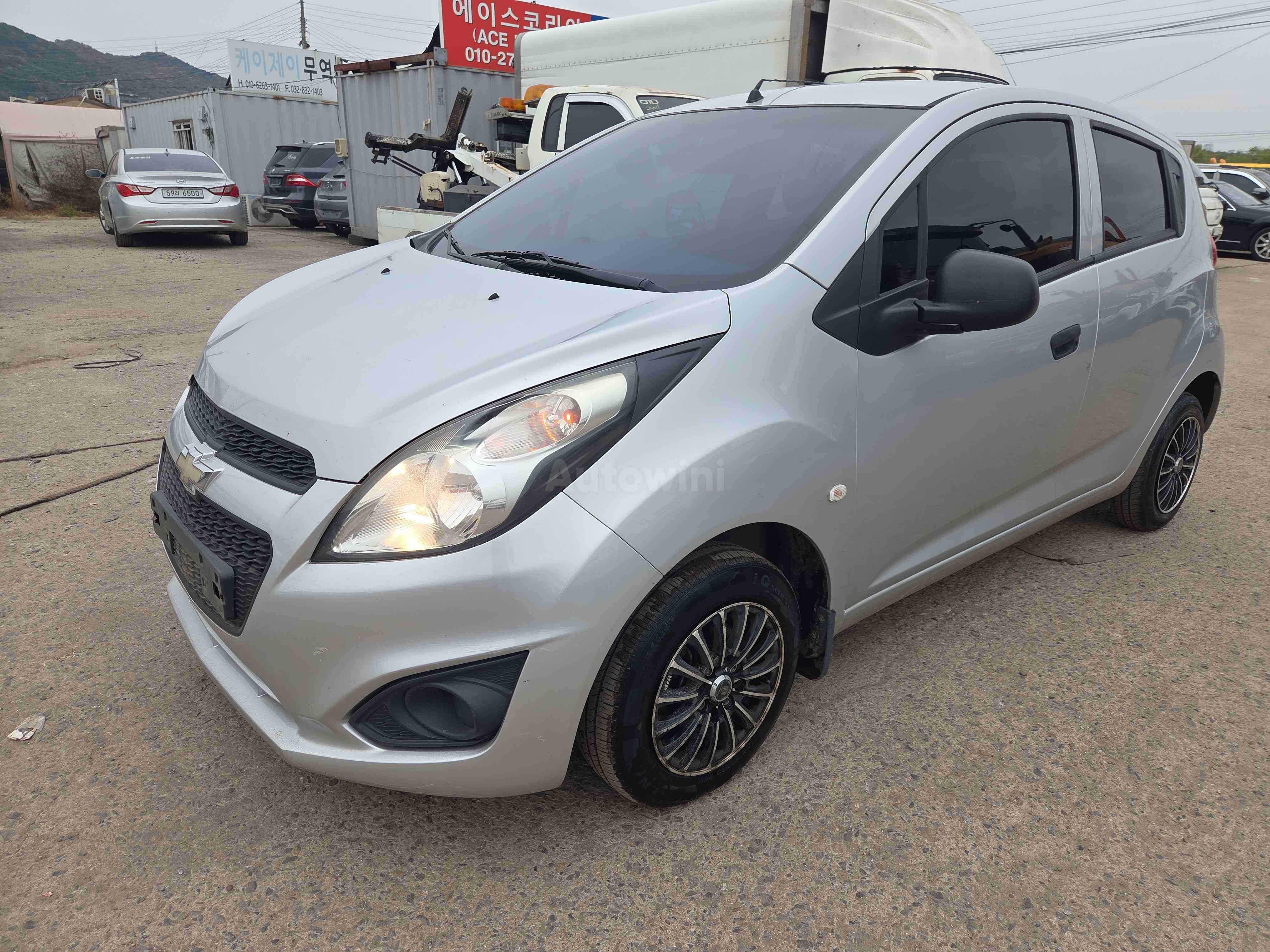 2014 CHEVROLET SPARK VIN: KLYMA48ZDEC437290