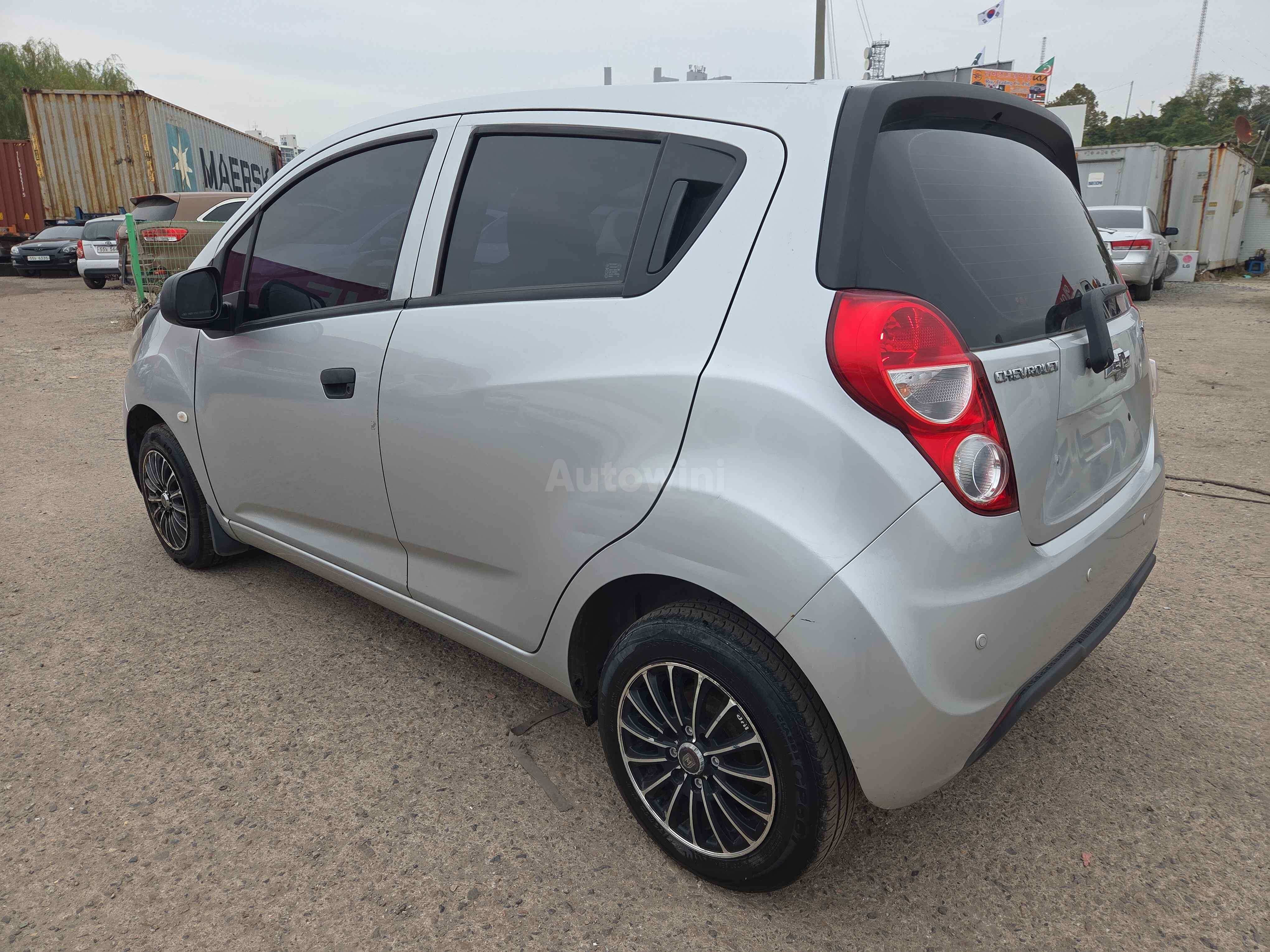 2014 CHEVROLET SPARK VIN: KLYMA48ZDEC437290
