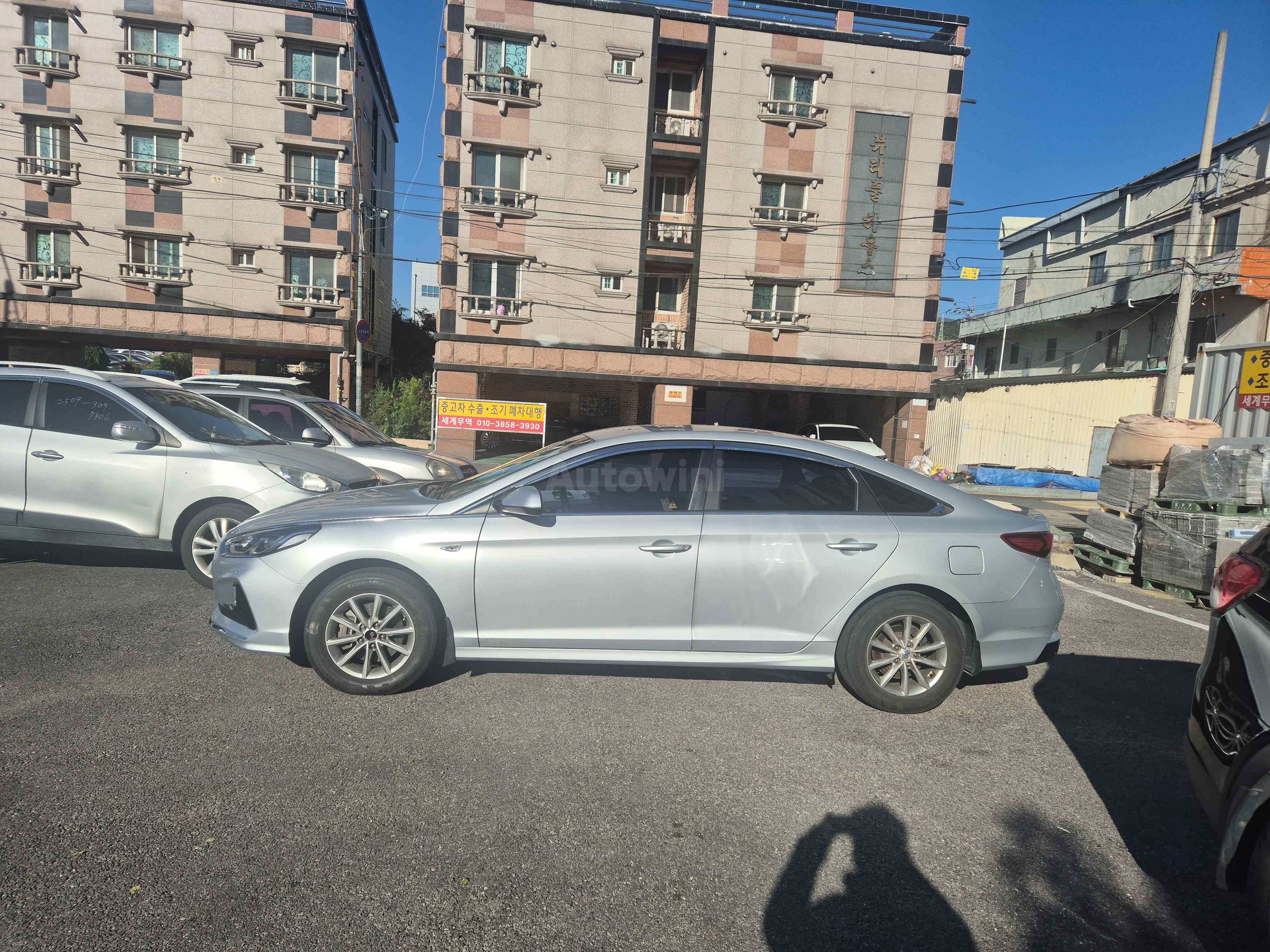 2019 HYUNDAI SONATA VIN: KMHE341DBKA537623