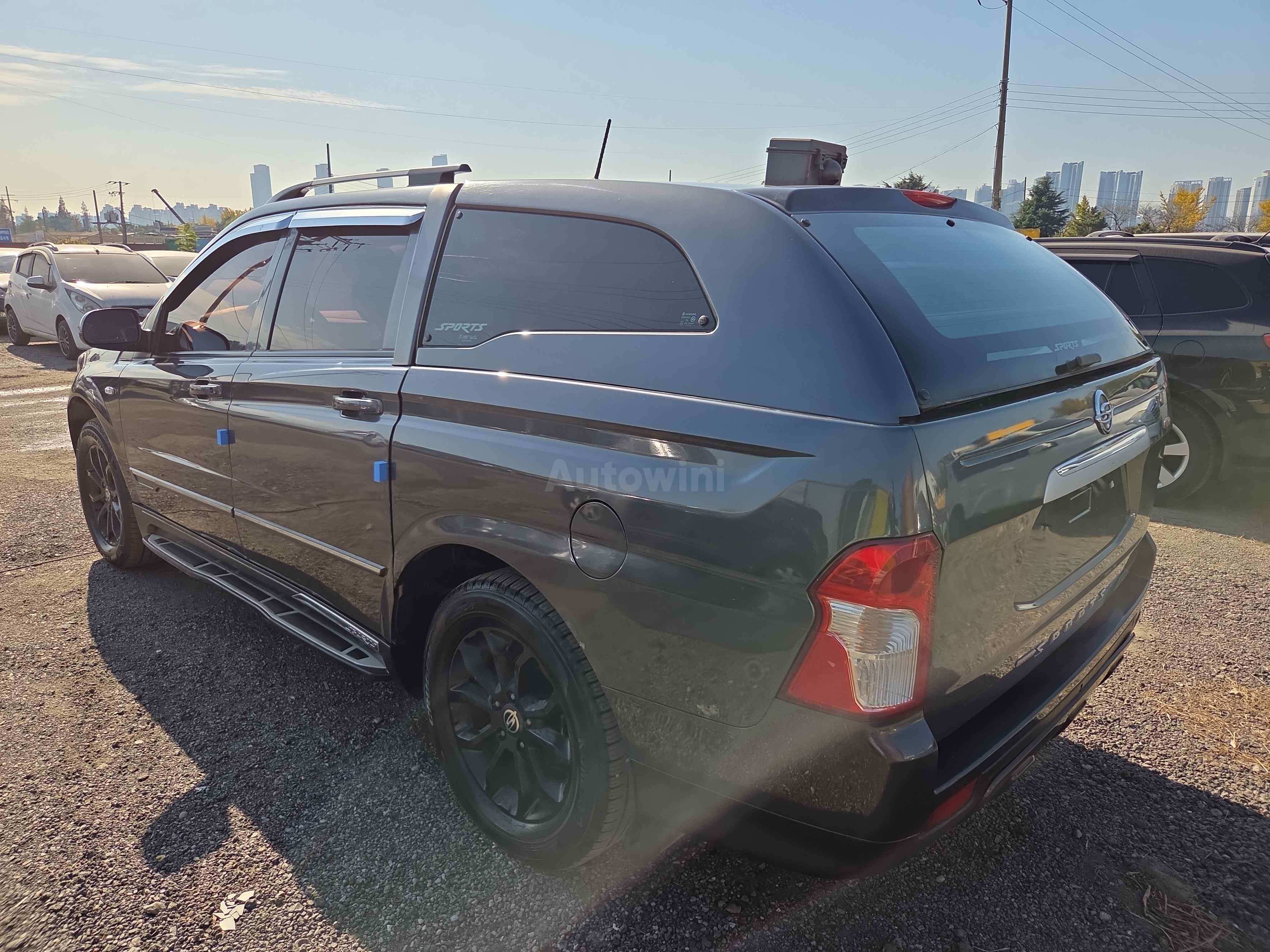 2017 KGM (SSANGYONG) KORANDO VIN: KPACA4AE11HP29566