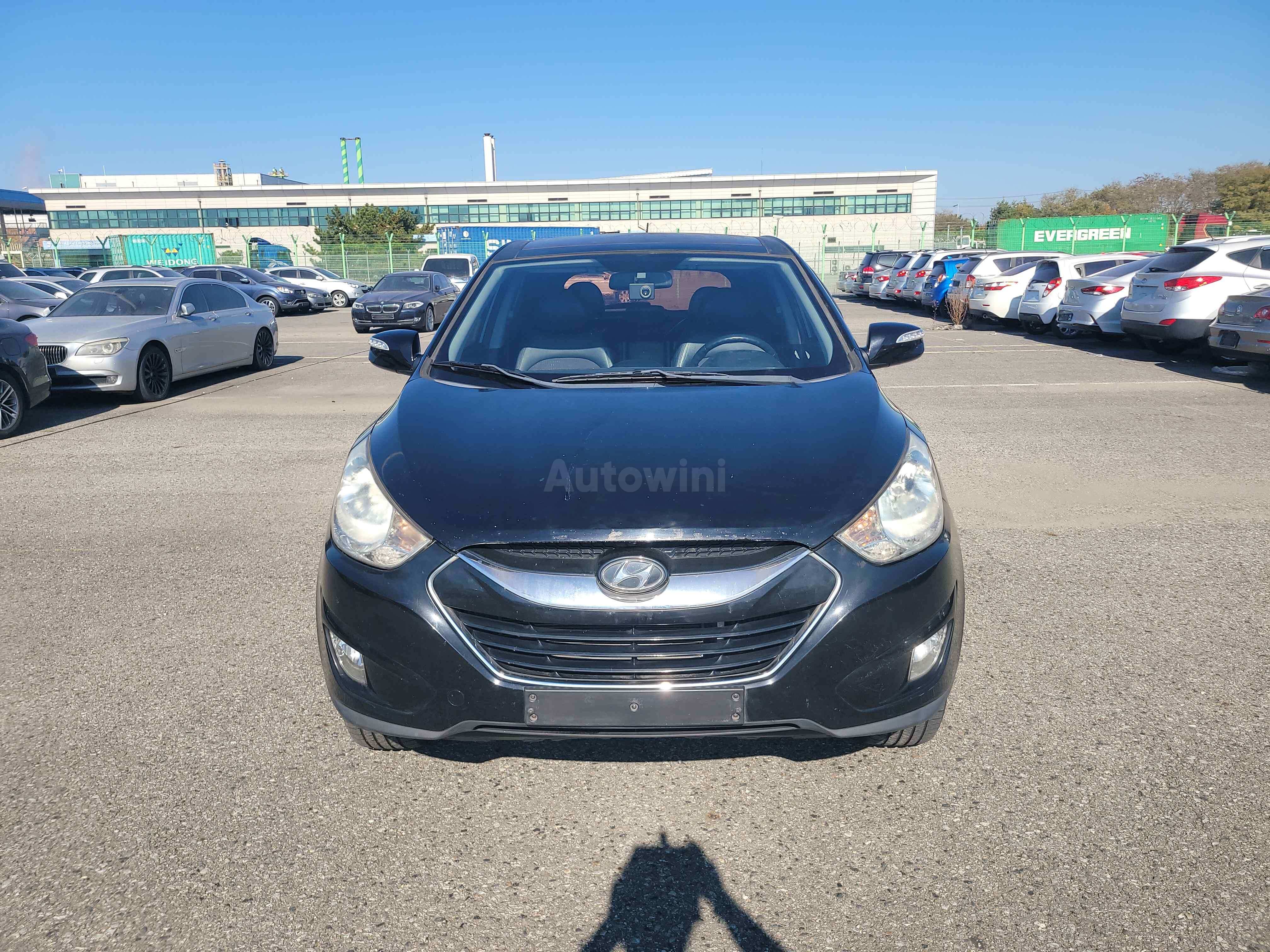 2010 HYUNDAI TUCSON VIN: KMHJU81VBAU050523