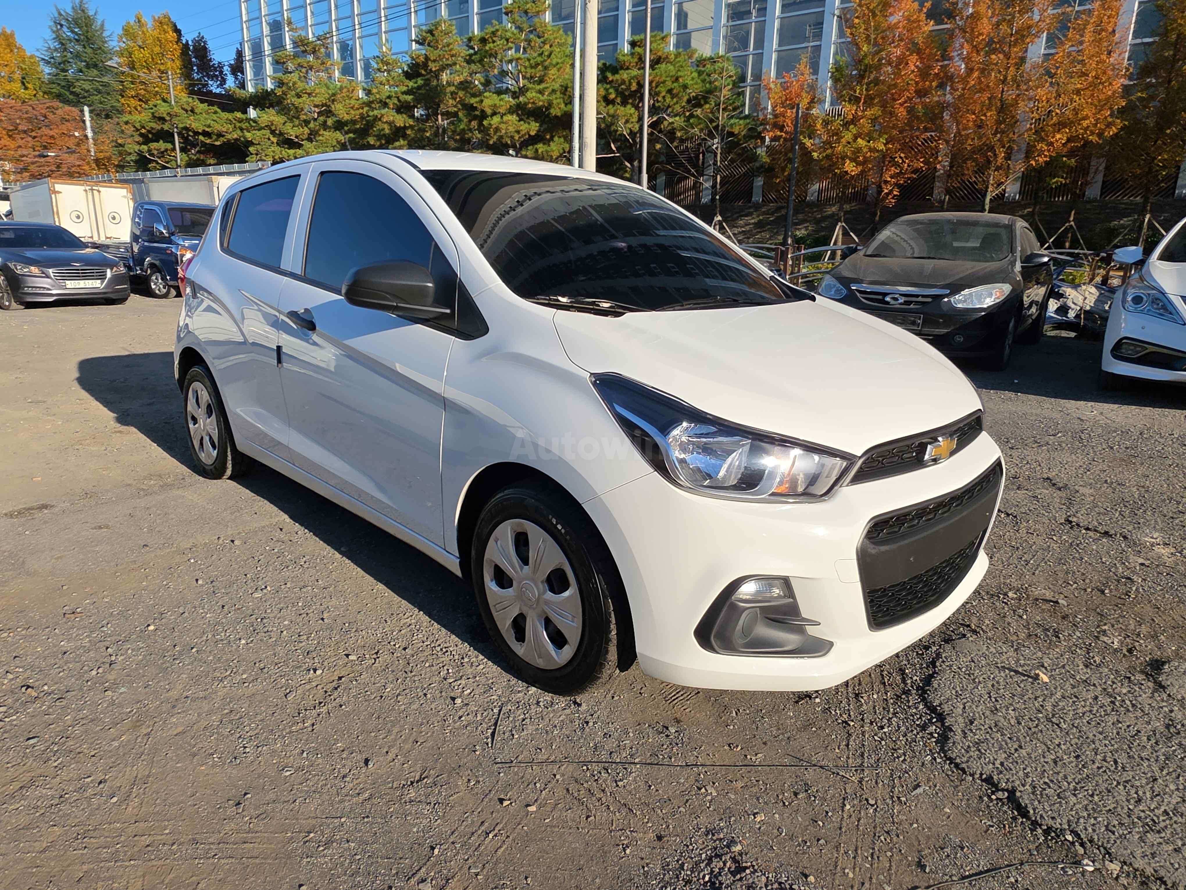 2016 CHEVROLET SPARK VIN: KLYDC487DGC015058