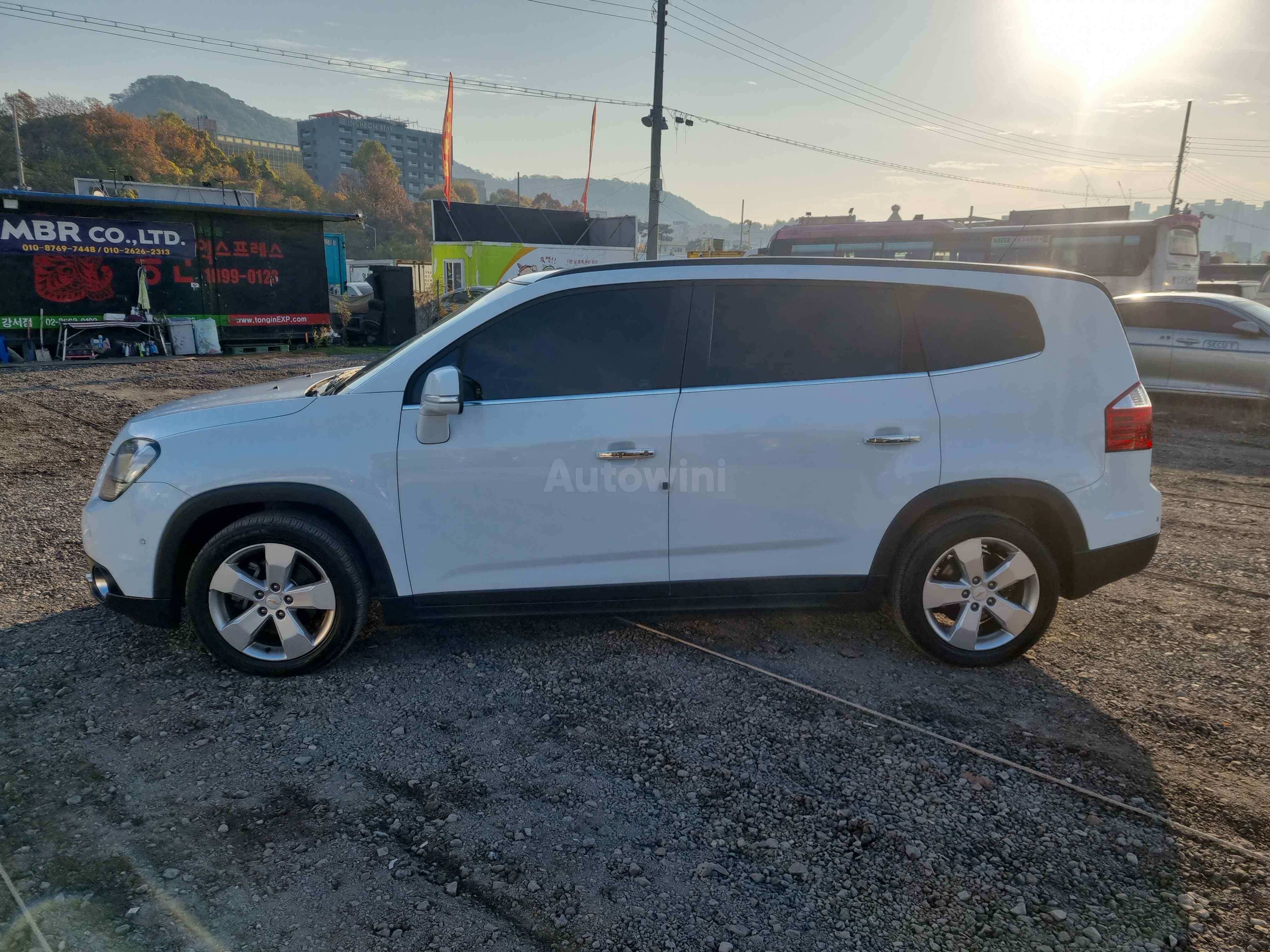 2014 CHEVROLET ORLANDO VIN: KLAYA75YDEK565701