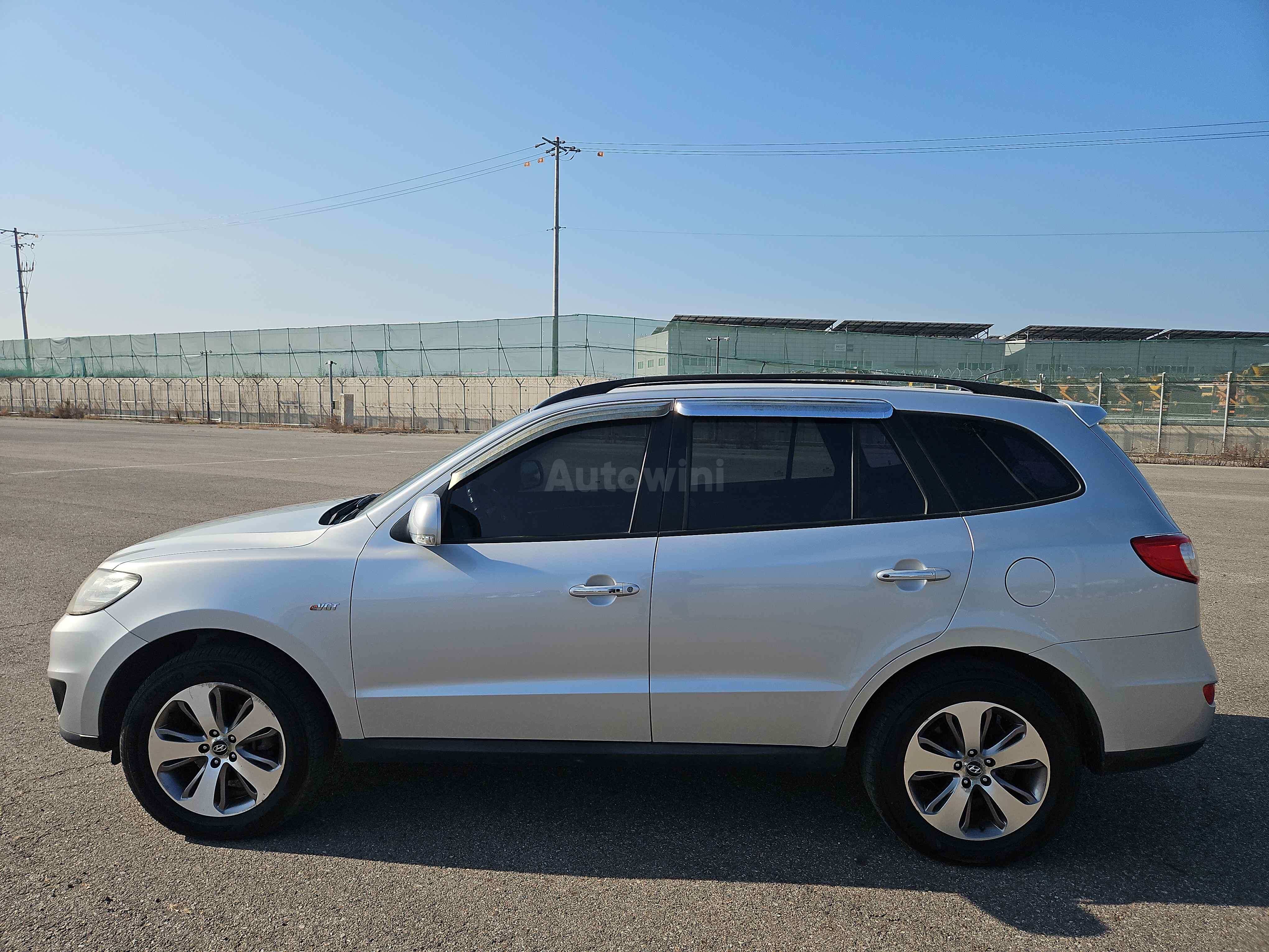 2012 HYUNDAI SANTAFE VIN: KMHSJ81UBCU864229