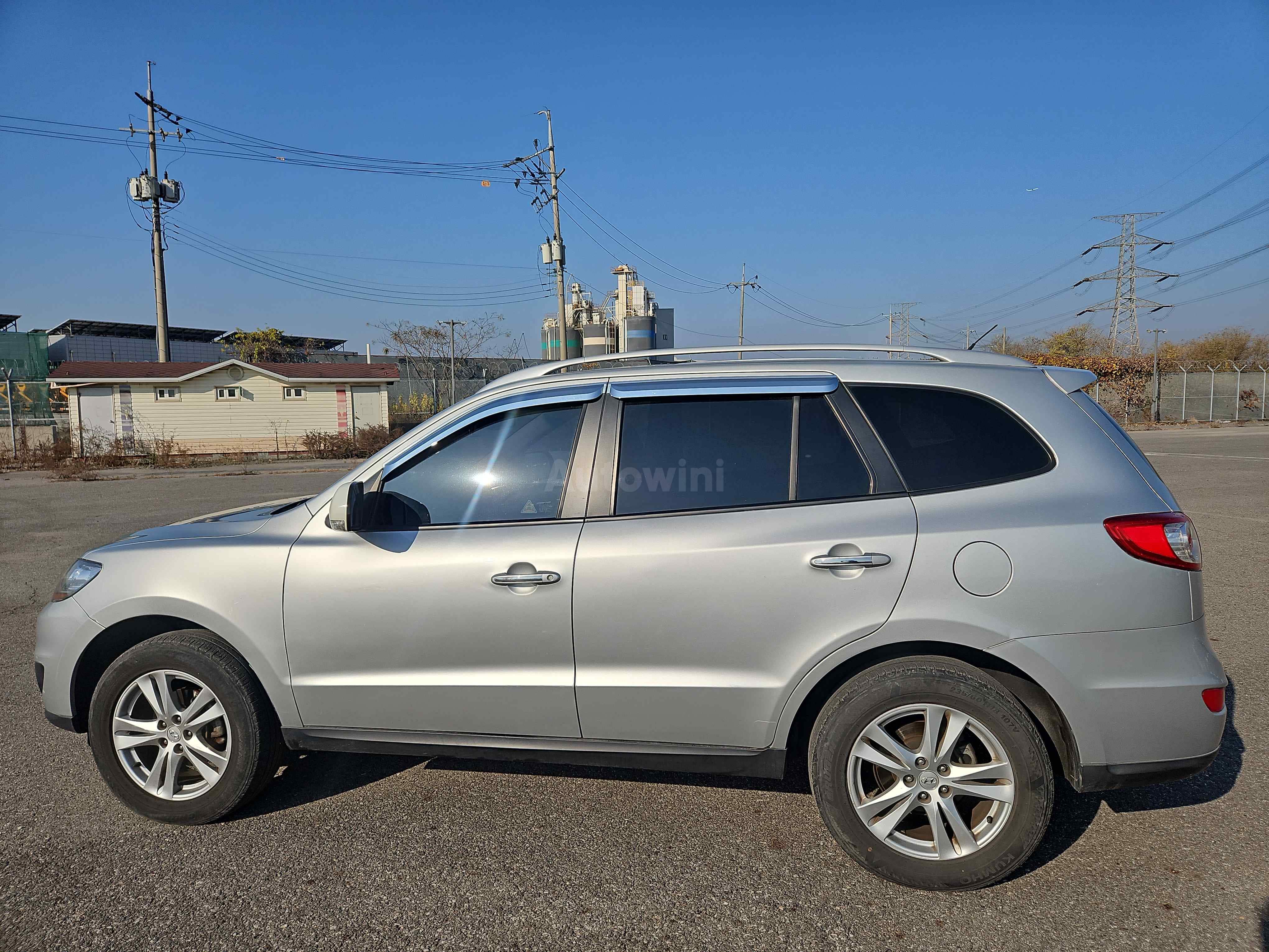 2010 HYUNDAI SANTAFE VIN: KMHSJ81UBAU569479