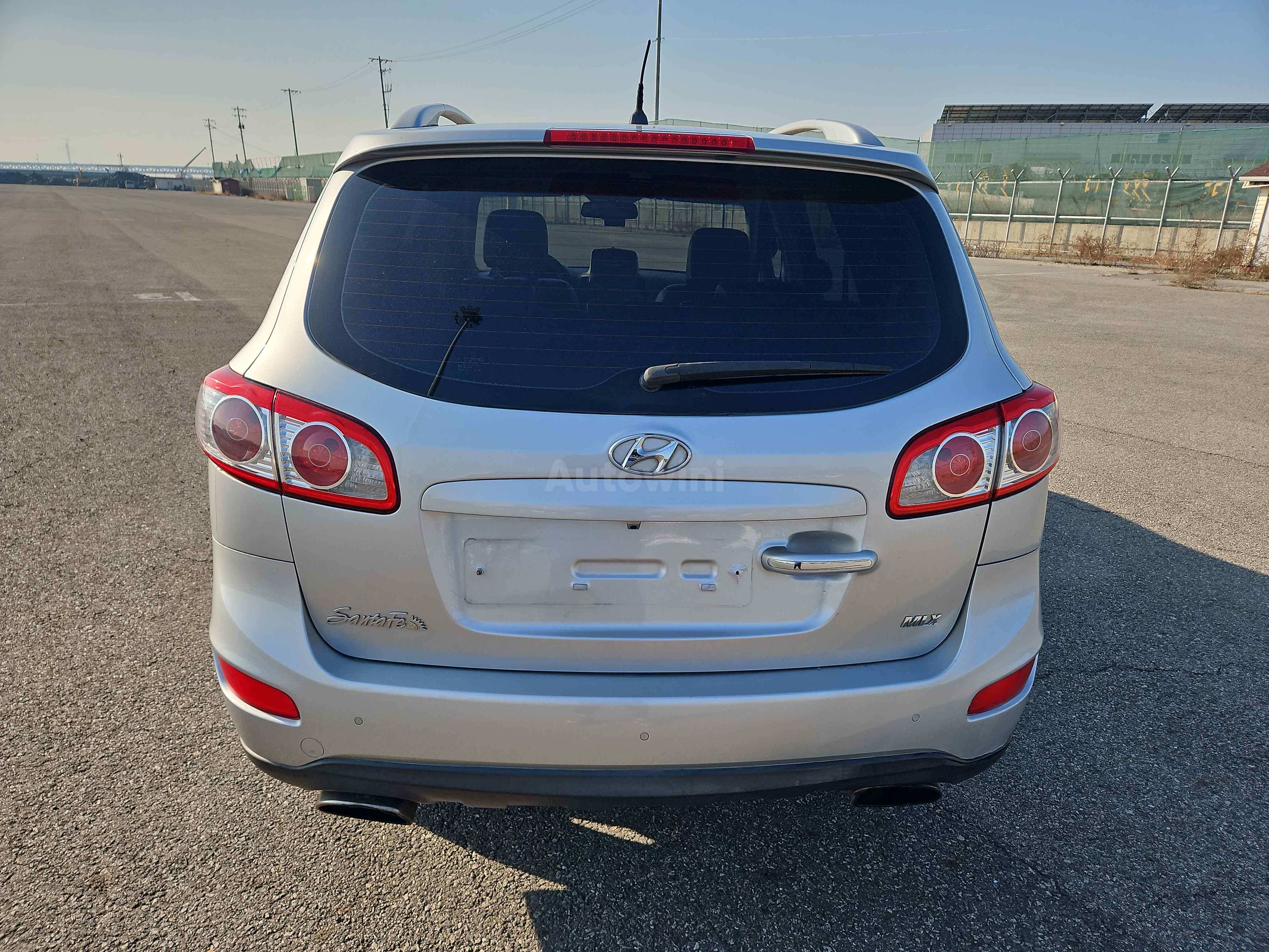 2010 HYUNDAI SANTAFE VIN: KMHSJ81UBAU569479