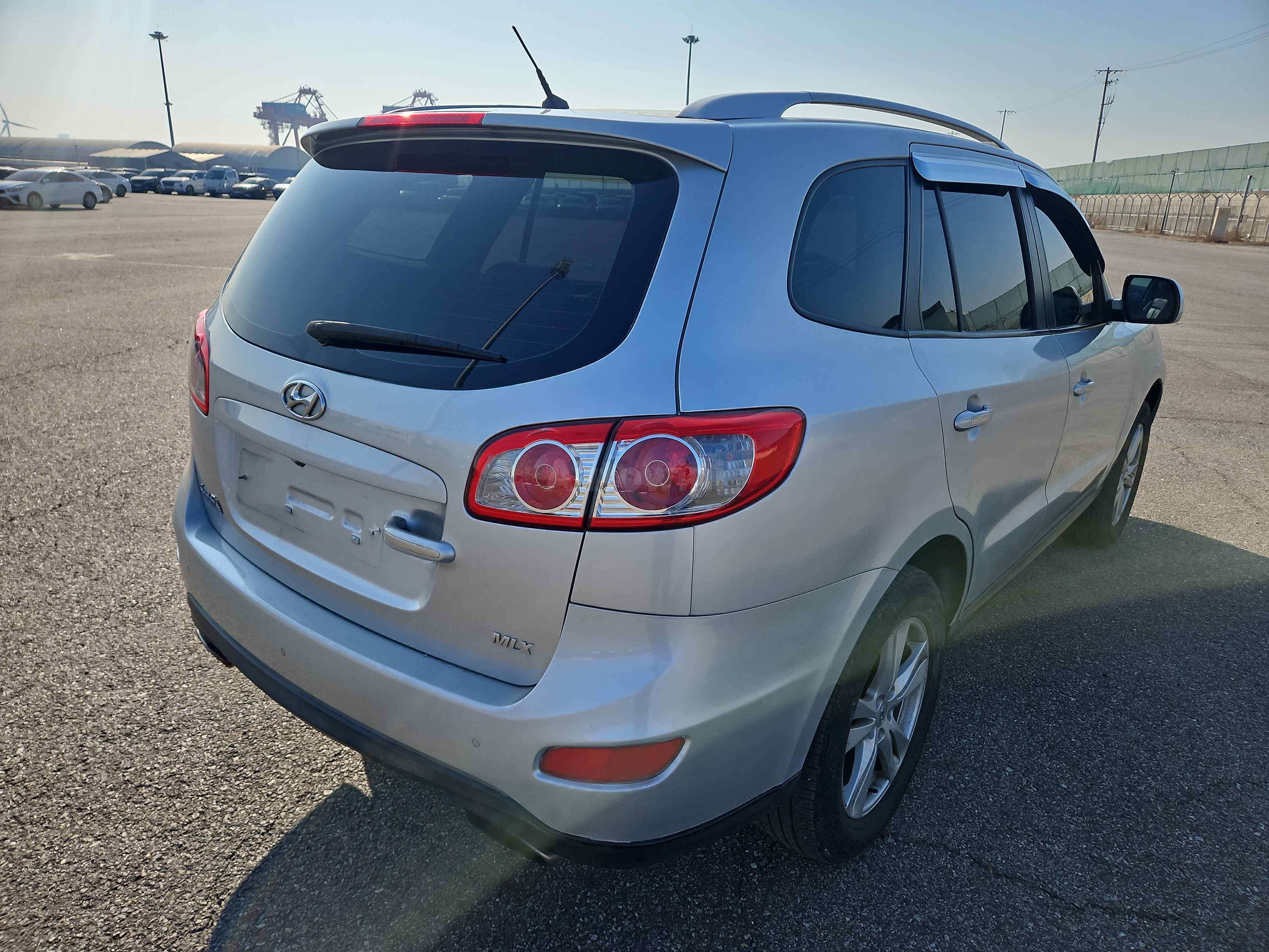 2010 HYUNDAI SANTAFE VIN: KMHSJ81UBAU569479