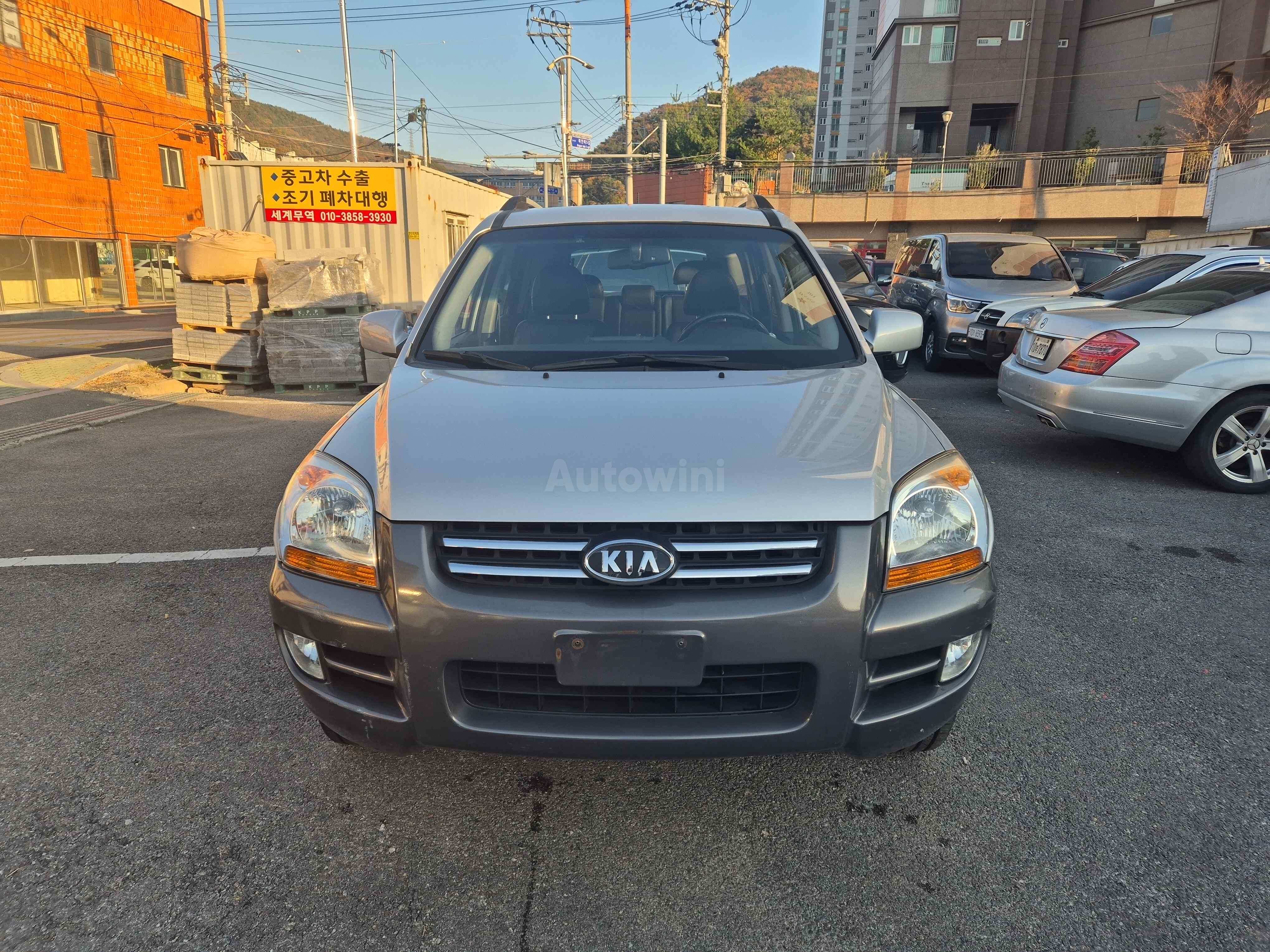 2007 KIA SPORTAGE VIN: KNAJE55537K333266