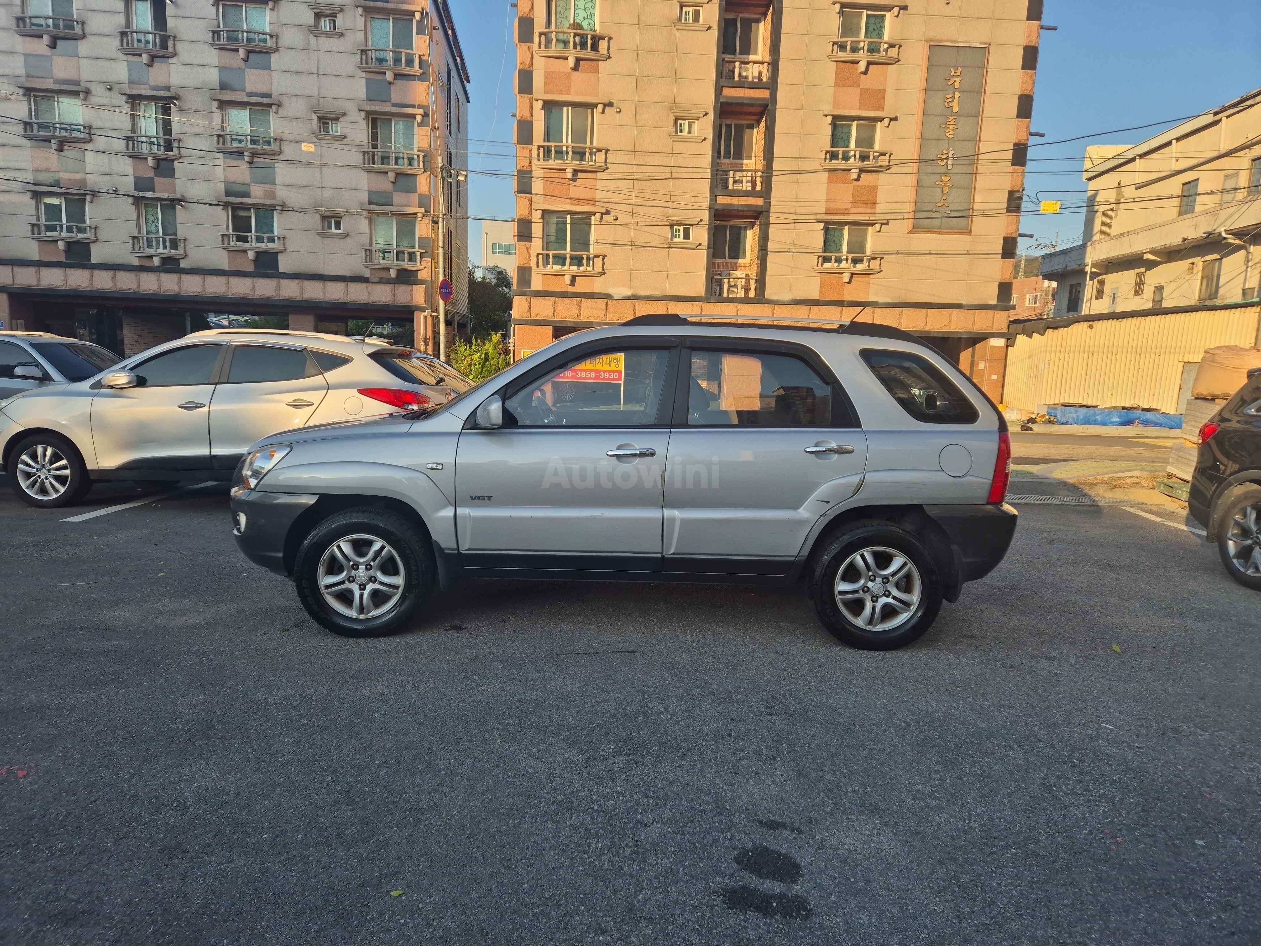 2007 KIA SPORTAGE VIN: KNAJE55537K333266