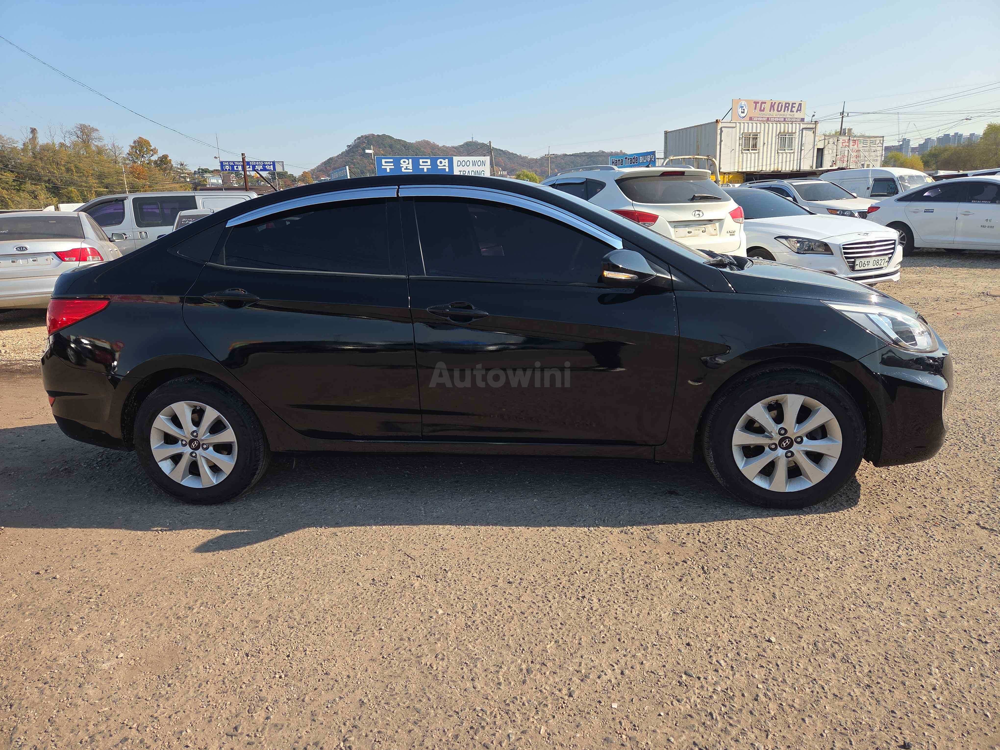 2016 HYUNDAI ACCENT VIN: KMHCT41BEGU999769