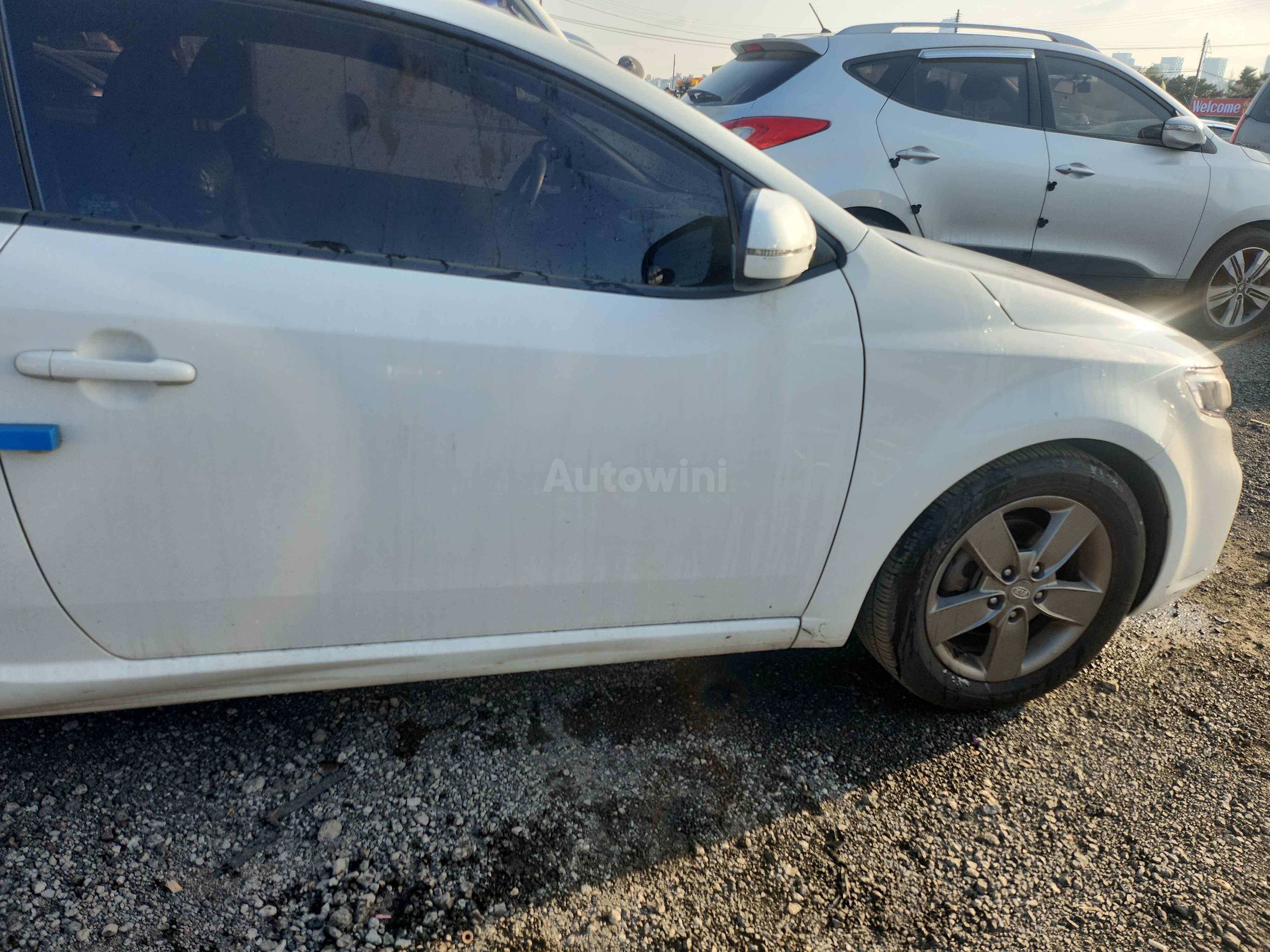 2013 KIA FORTE VIN: KNAFT615BDA709035