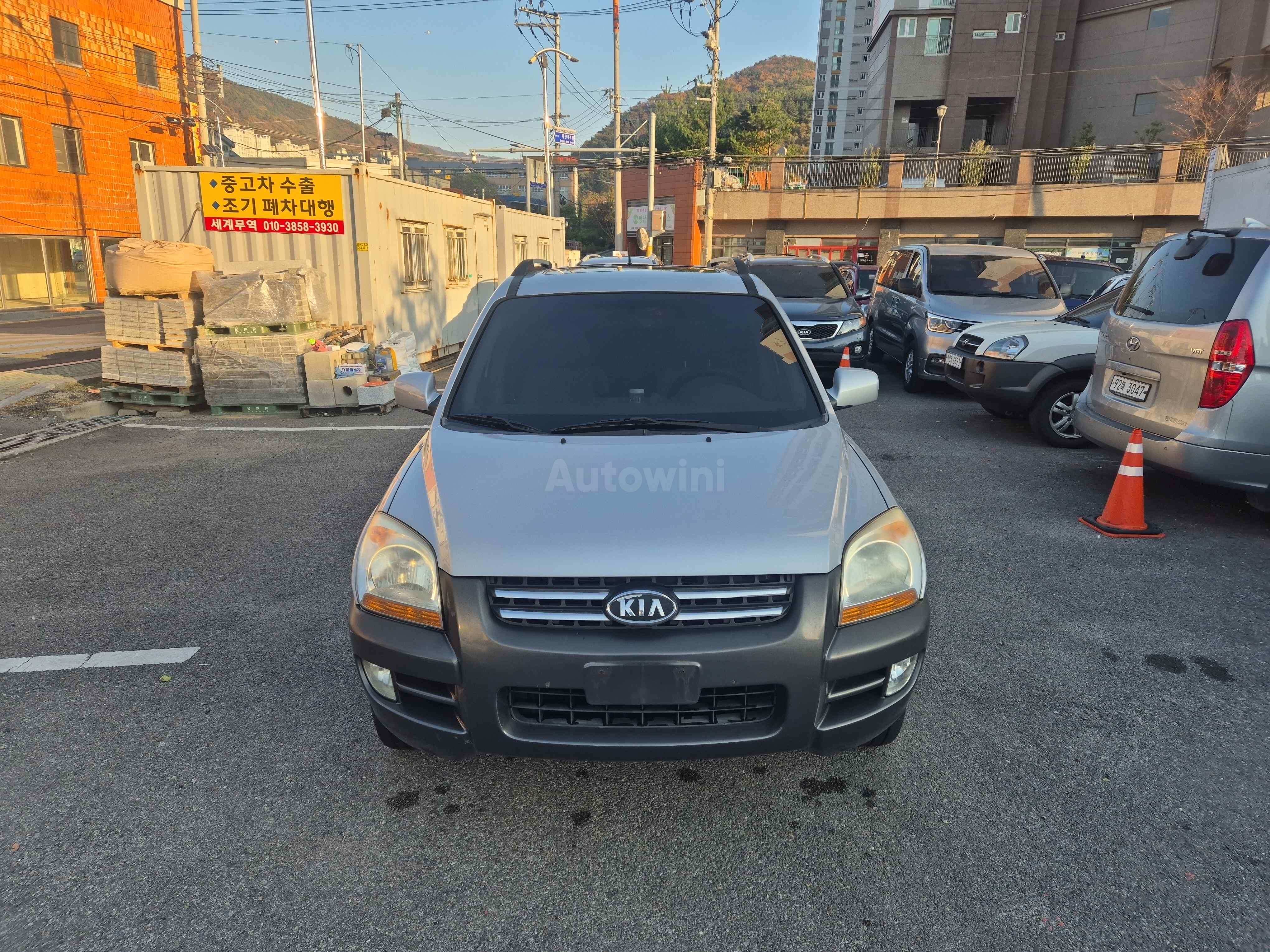 2007 KIA SPORTAGE VIN: KNAJE55537K350700