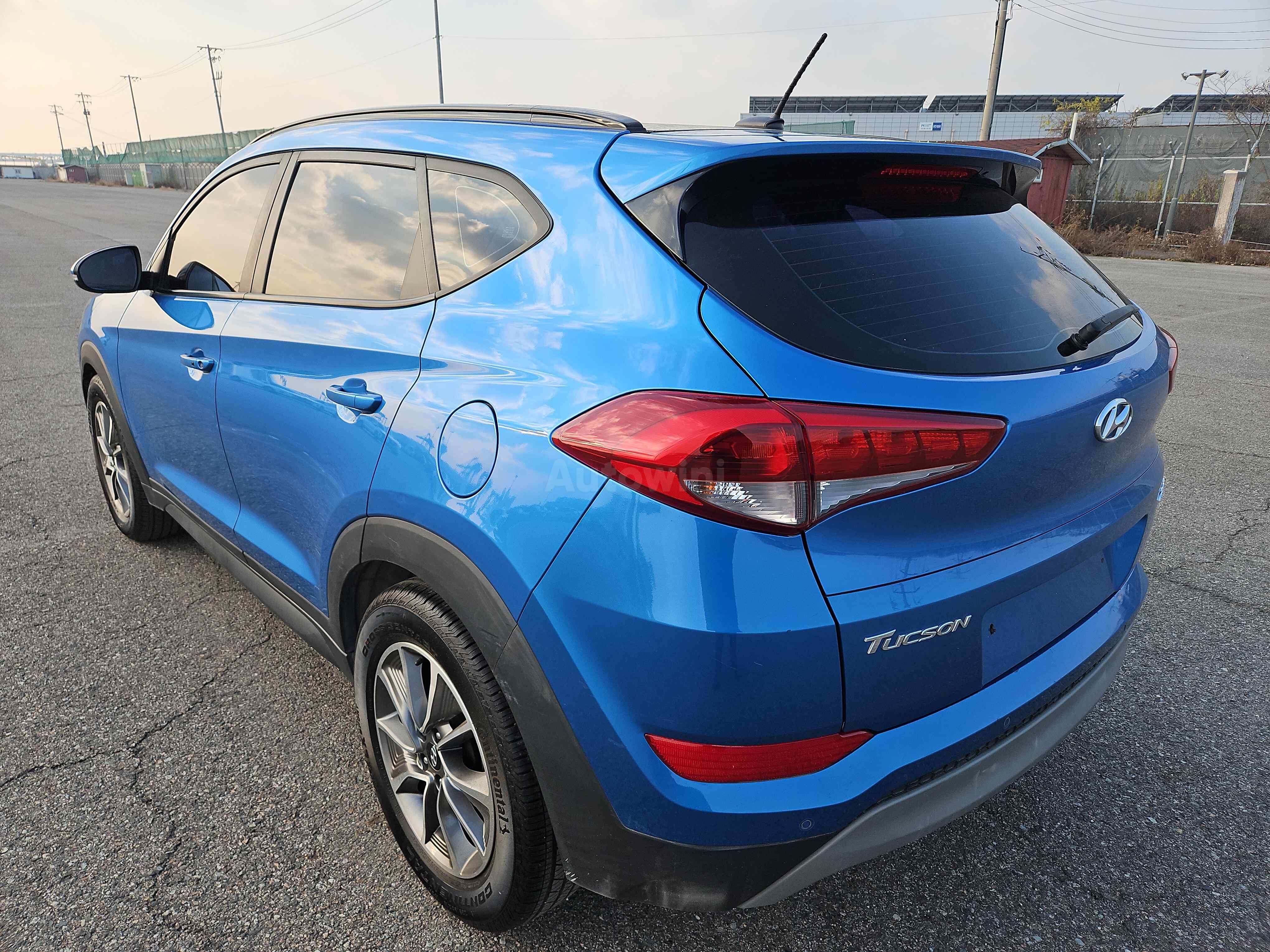 2018 HYUNDAI TUCSON VIN: KMHJ381ABJU515200