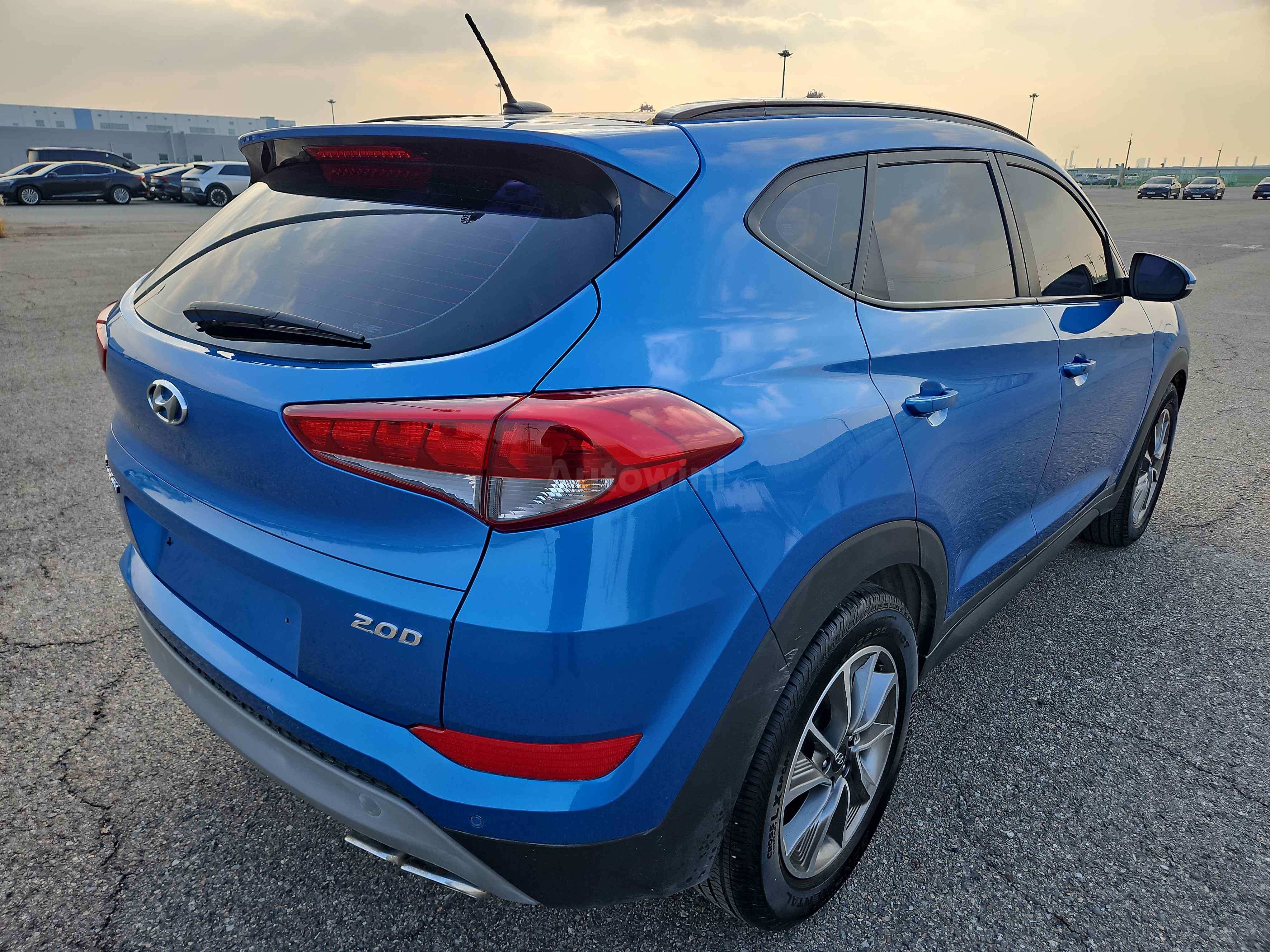 2018 HYUNDAI TUCSON VIN: KMHJ381ABJU515200