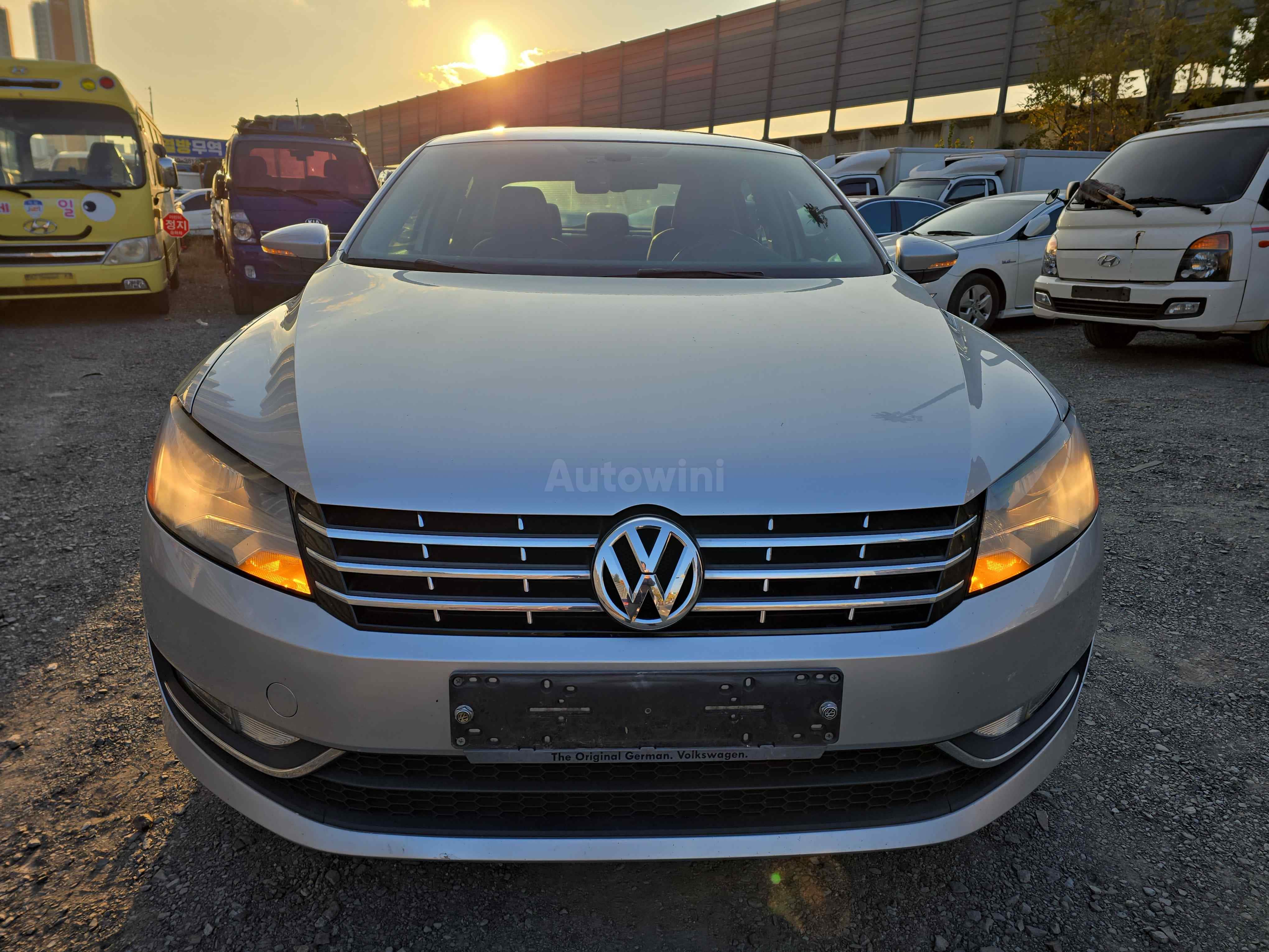 2015 VOLKSWAGEN PASSAT VIN: 1VWZZZA3ZFC106145