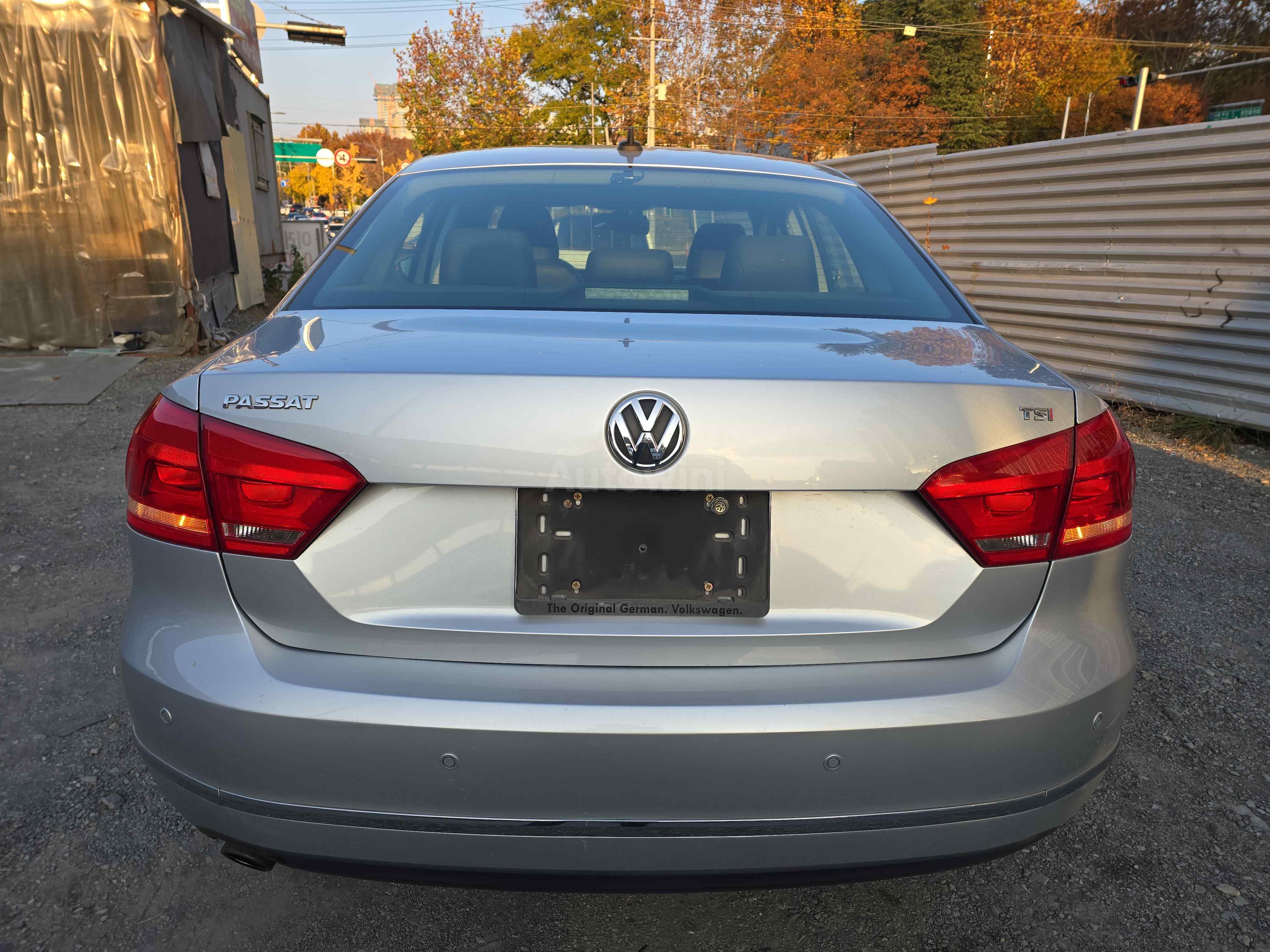 2015 VOLKSWAGEN PASSAT VIN: 1VWZZZA3ZFC106145