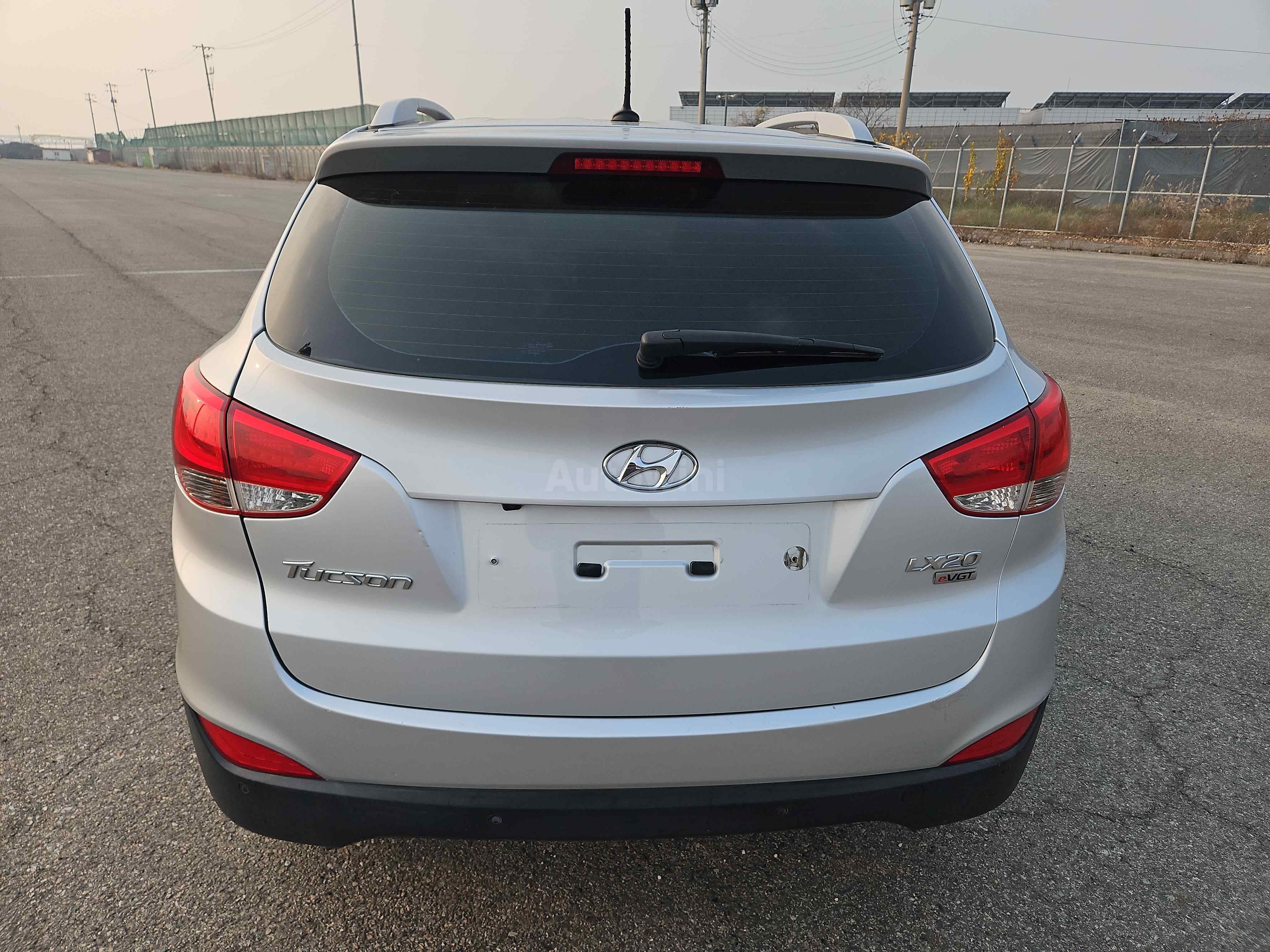 2013 HYUNDAI TUCSON VIN: KMHJU81VBDU652057