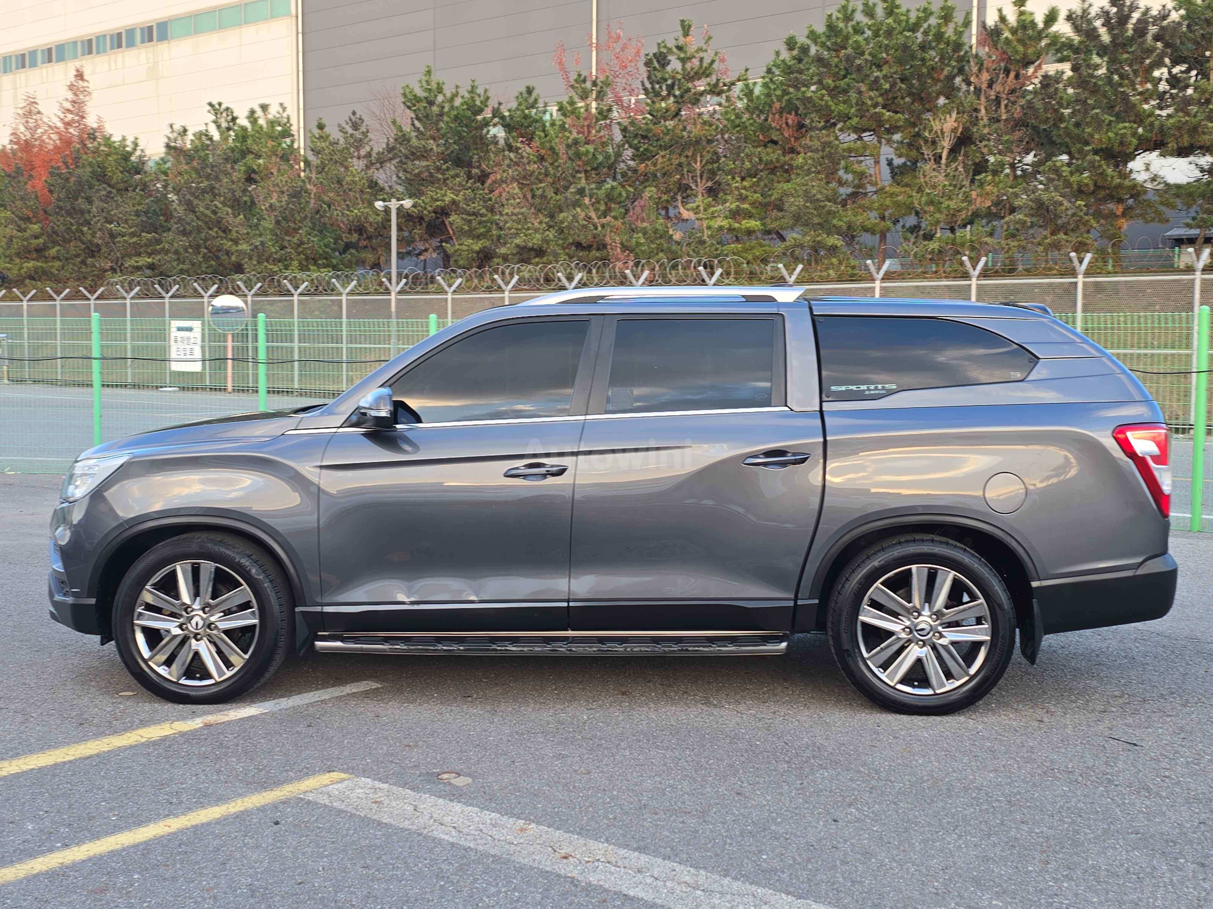 2018 KGM (SSANGYONG) REXTON VIN: KPADA4AE1JP001949