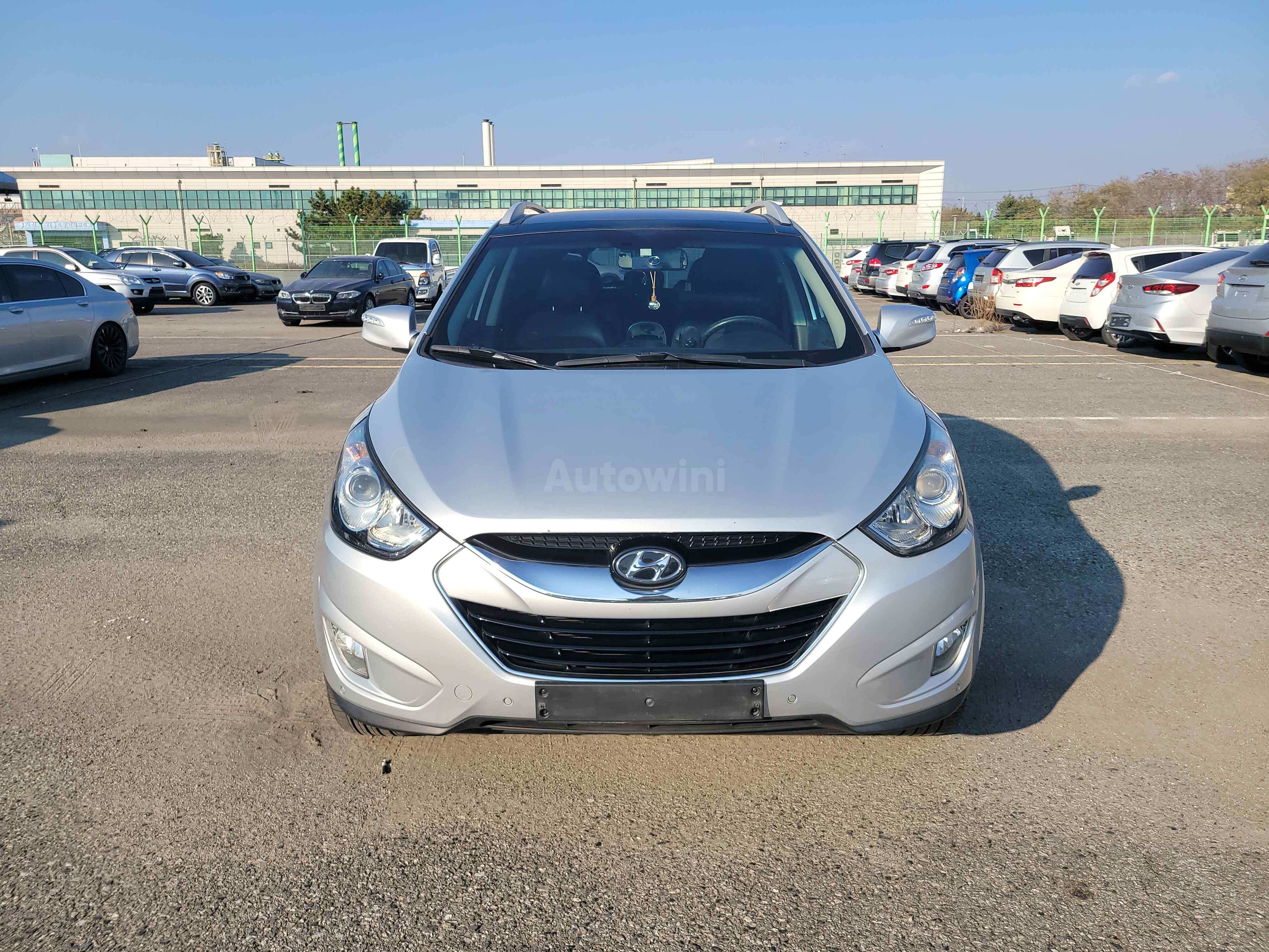 2012 HYUNDAI TUCSON VIN: KMHJW81VDCU446263