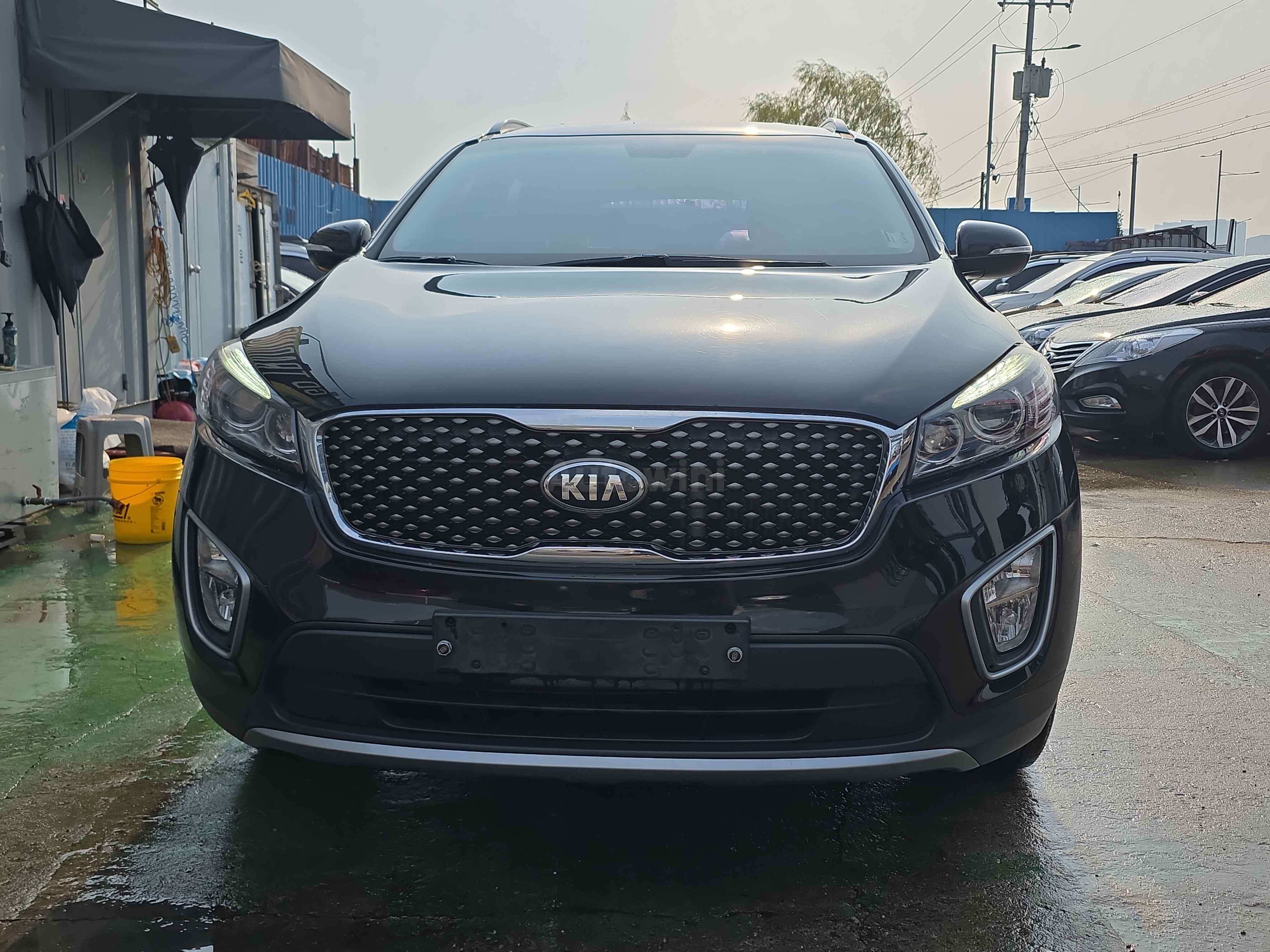 2015 KIA SORENTO VIN: KNAPS81ABFA116453