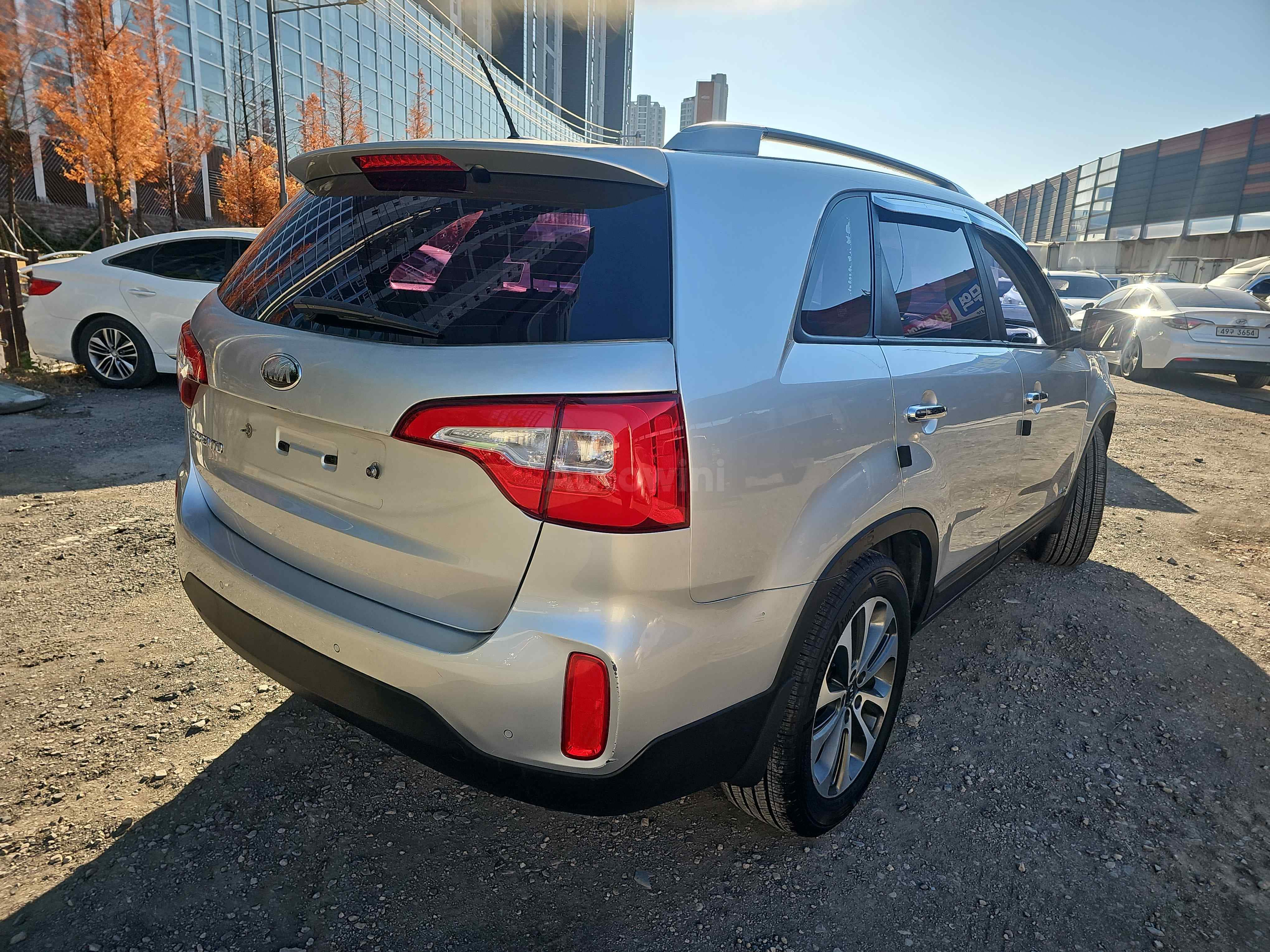 2013 KIA SORENTO VIN: KNAKU815DDA411591