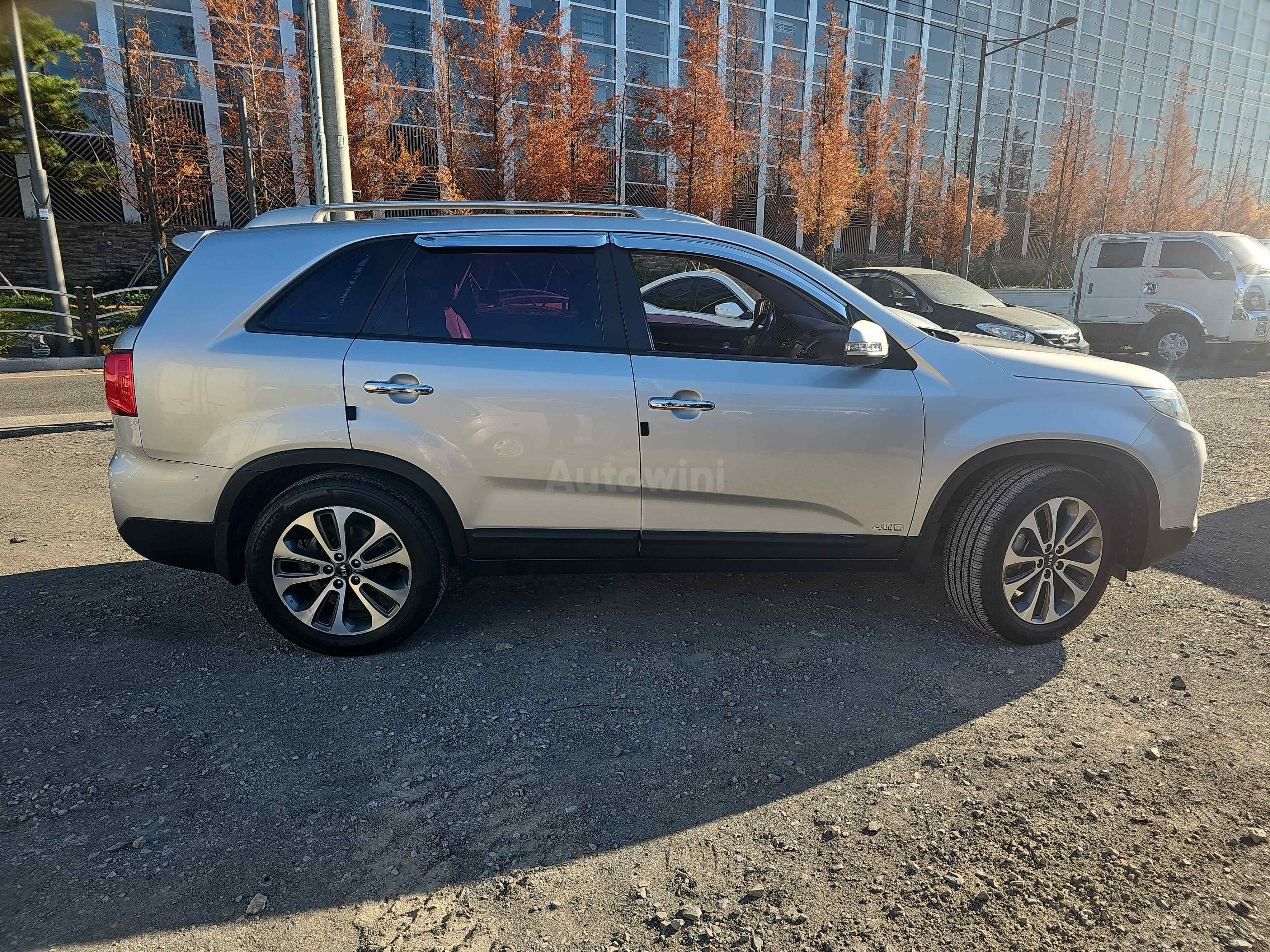 2013 KIA SORENTO VIN: KNAKU815DDA411591