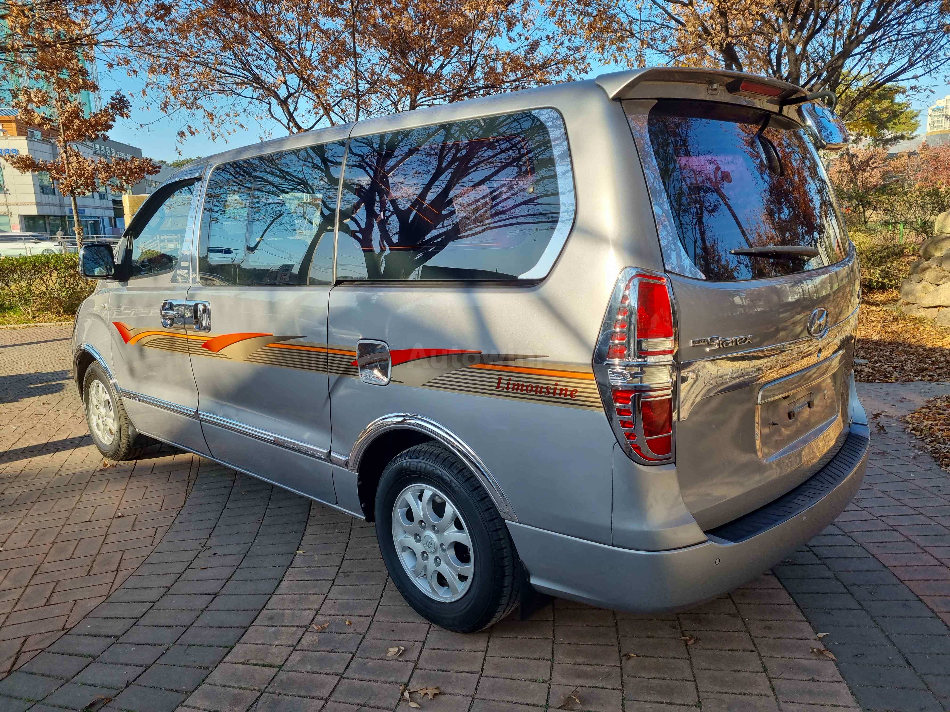 2012 HYUNDAI STAREX VIN: KMJWA37JBCU405293