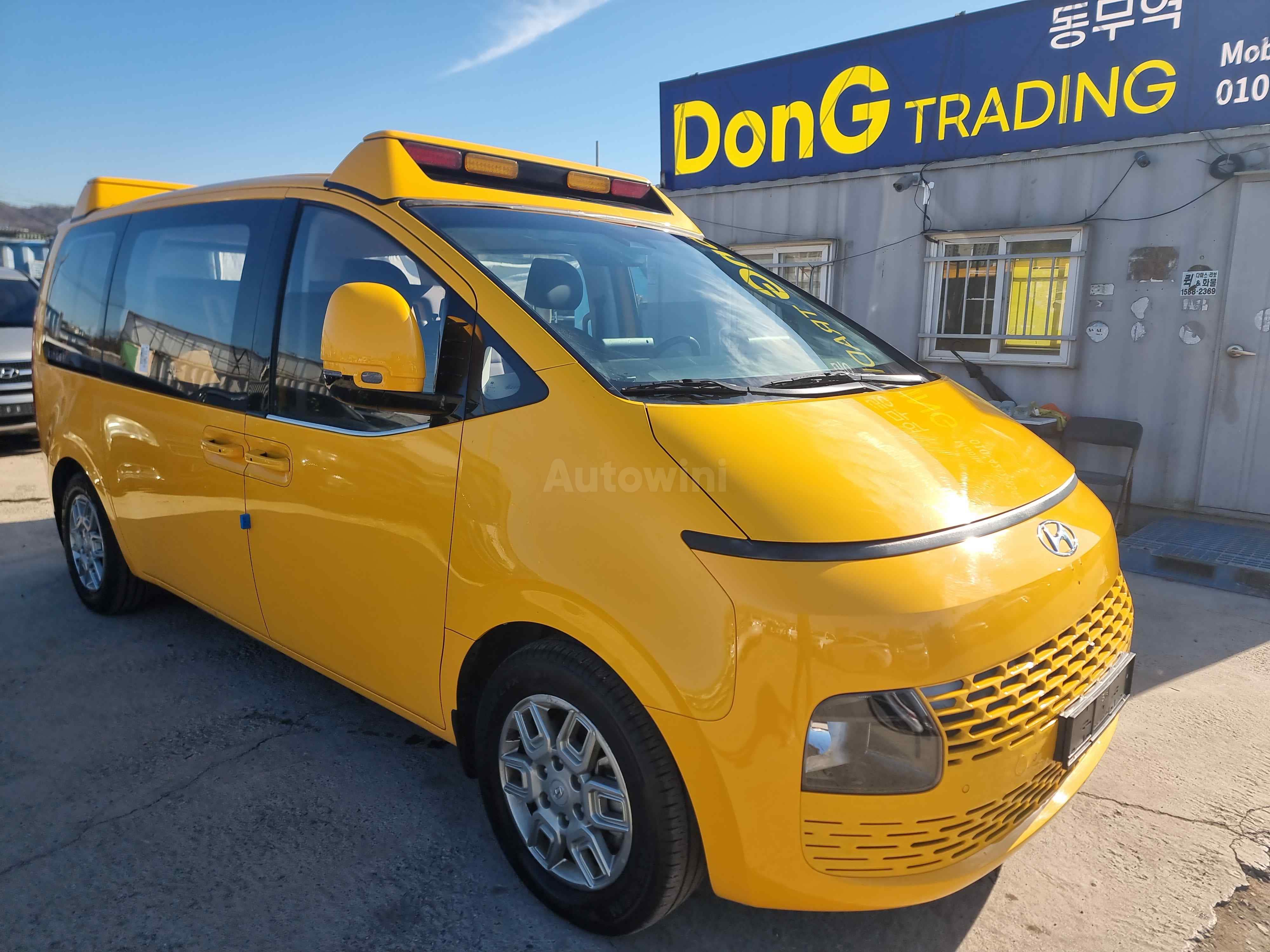 2024 HYUNDAI STARIA VIN: KMJYB373BRU158668