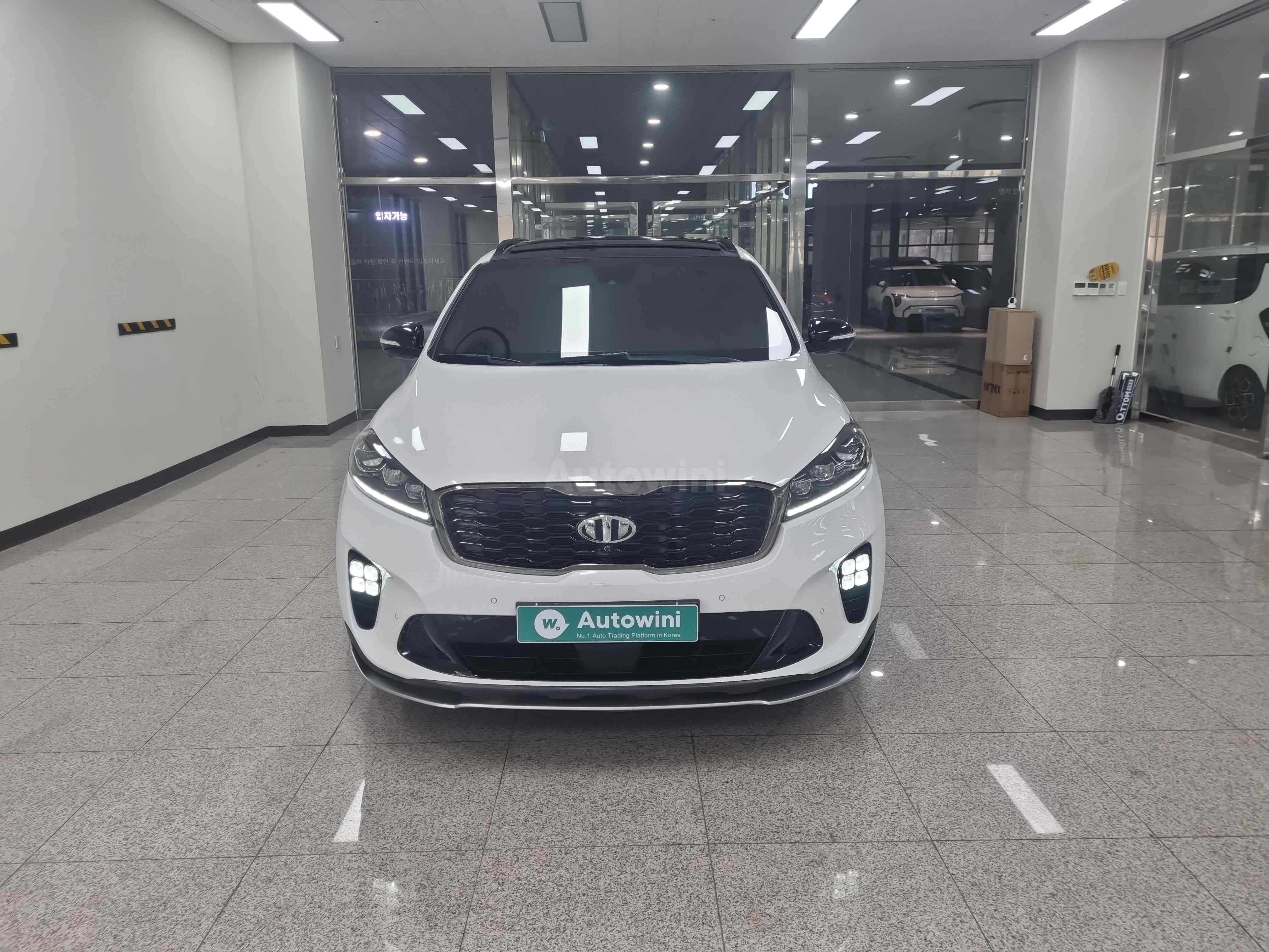 2018 KIA SORENTO VIN: KNAPH81ABJA392231