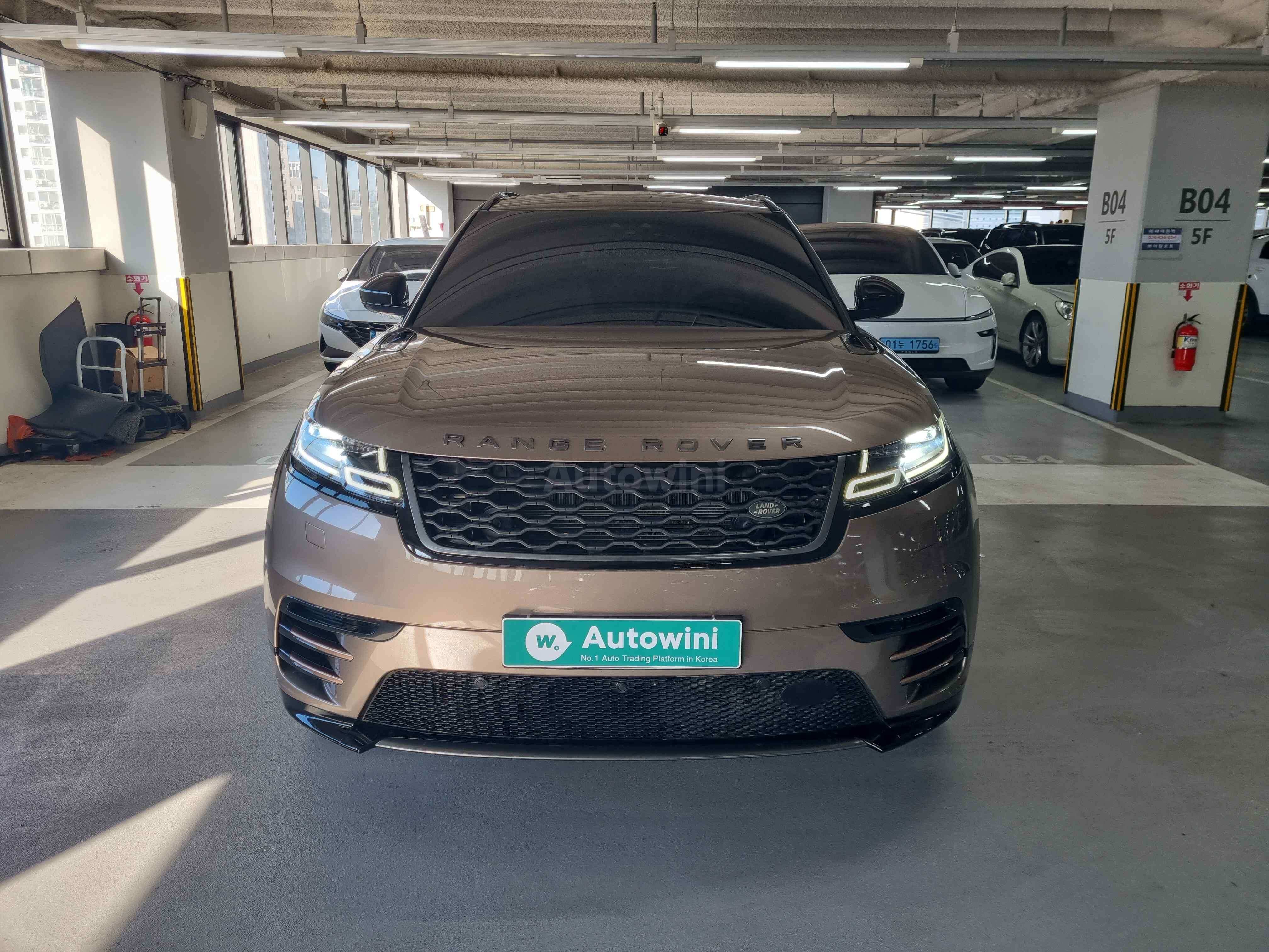 2019 LAND ROVER RANGE ROVER VIN: SALLYA2DK9KA79372