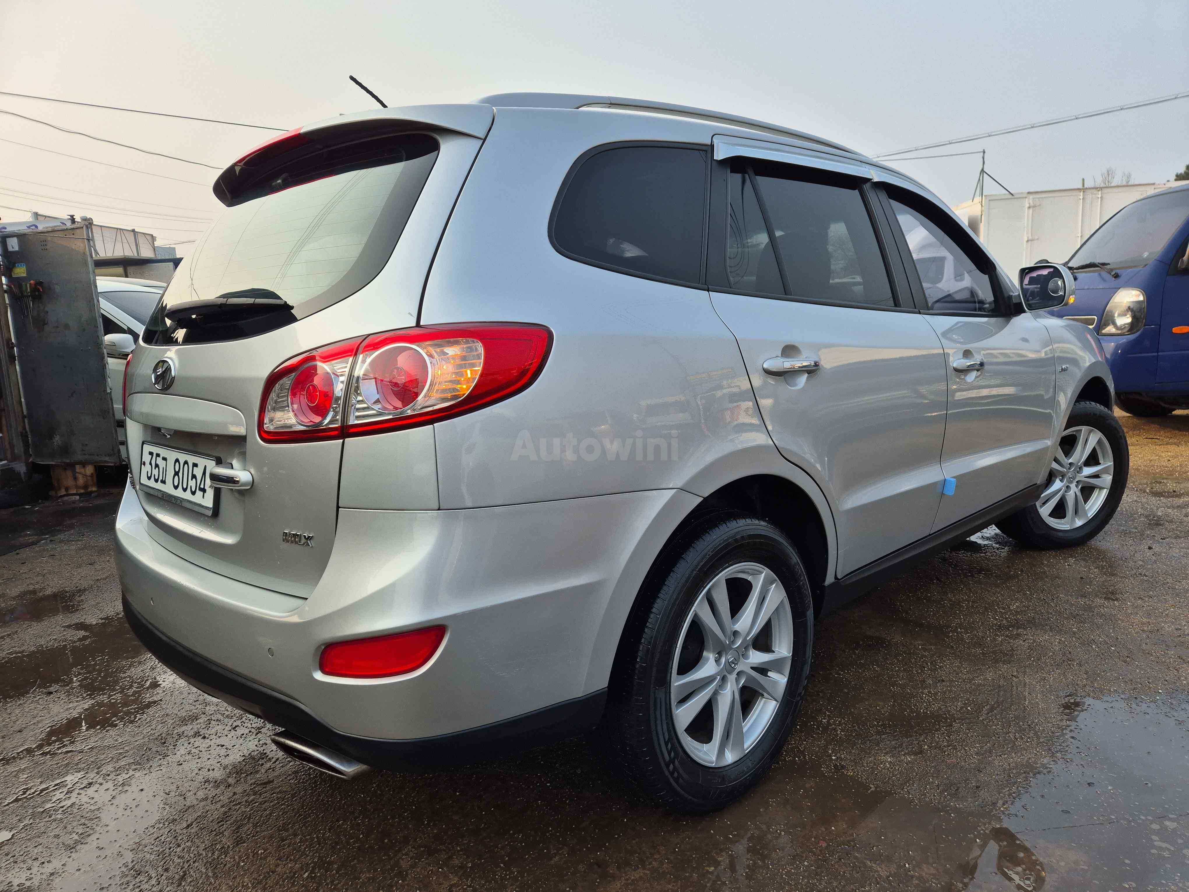 2010 HYUNDAI SANTAFE VIN: KMHSJ81UBAU569242