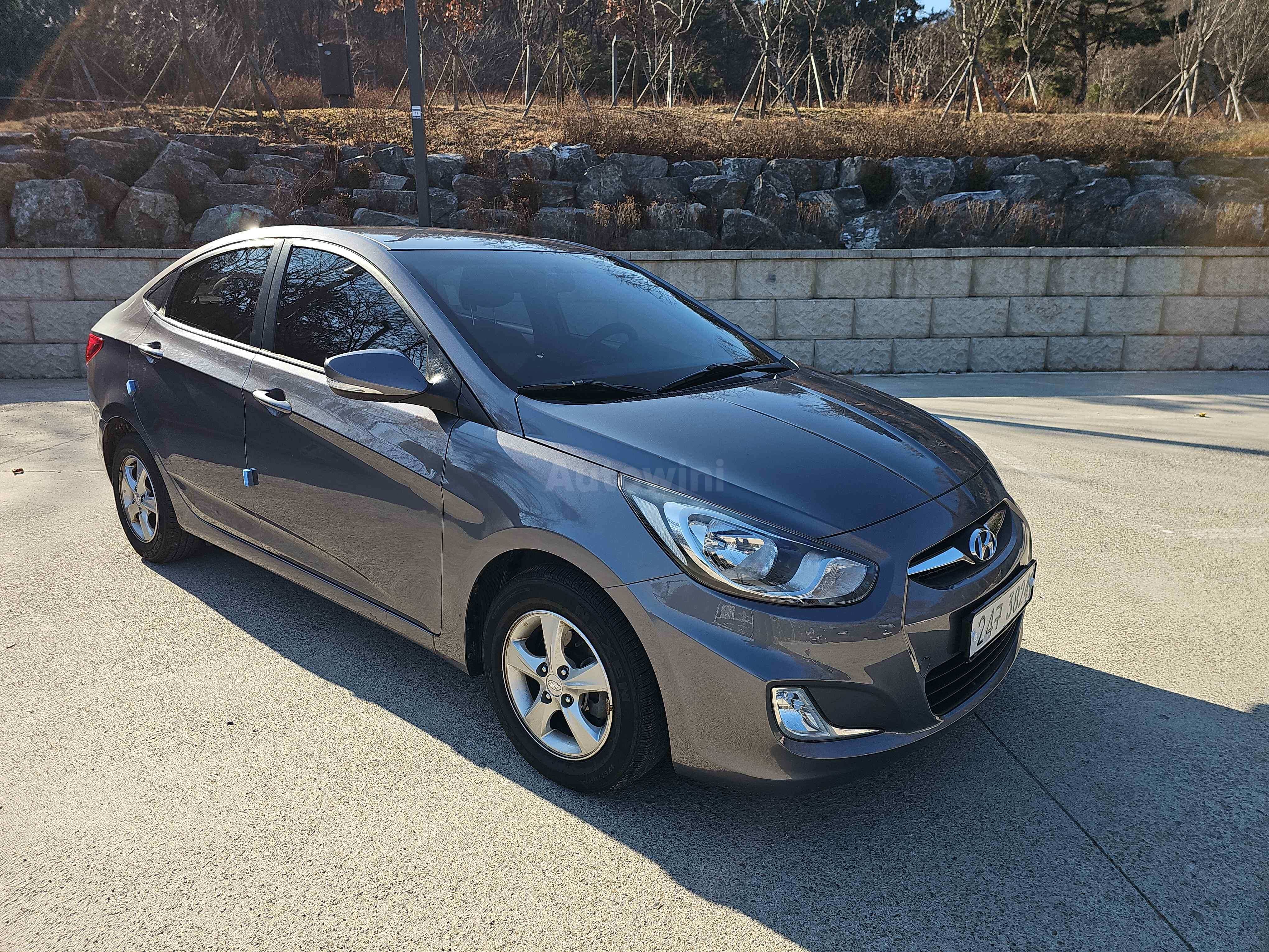 2014 HYUNDAI ACCENT VIN: KMHCT41CBEU502338