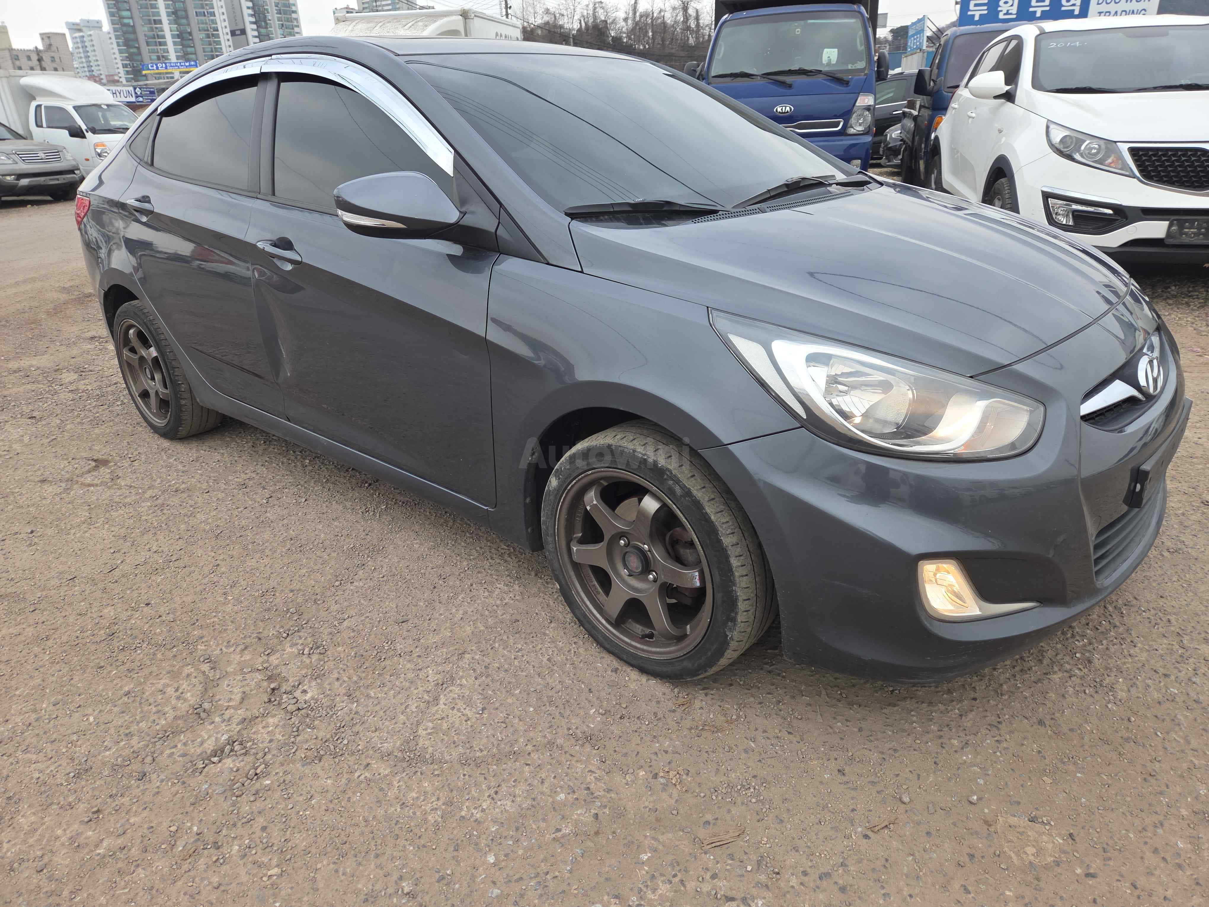 2011 HYUNDAI ACCENT VIN: KMHCT41UBBU137288